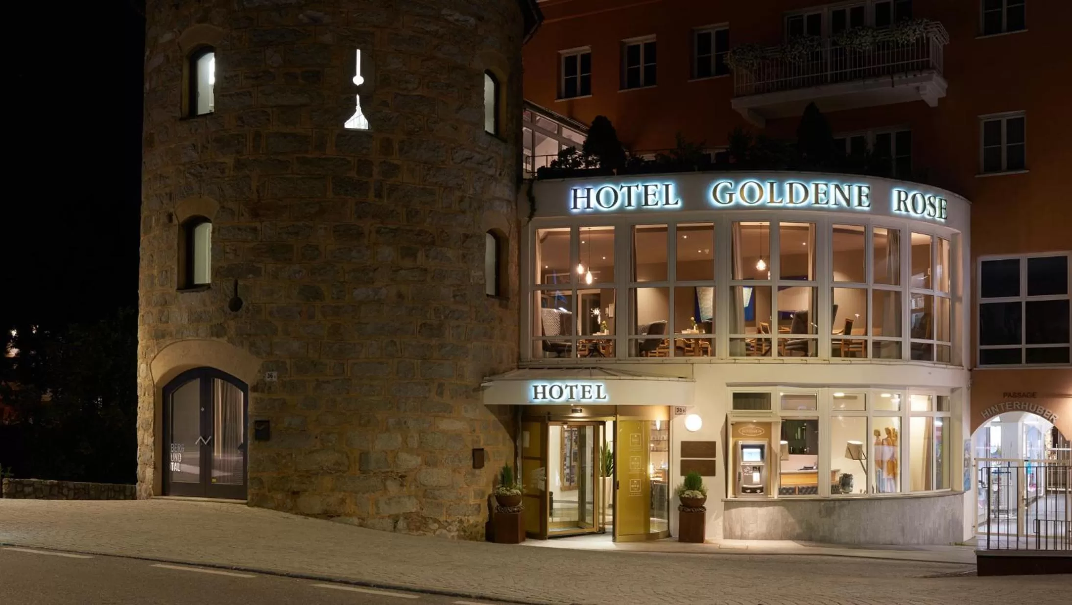 Property building in Hotel Goldene Rose
