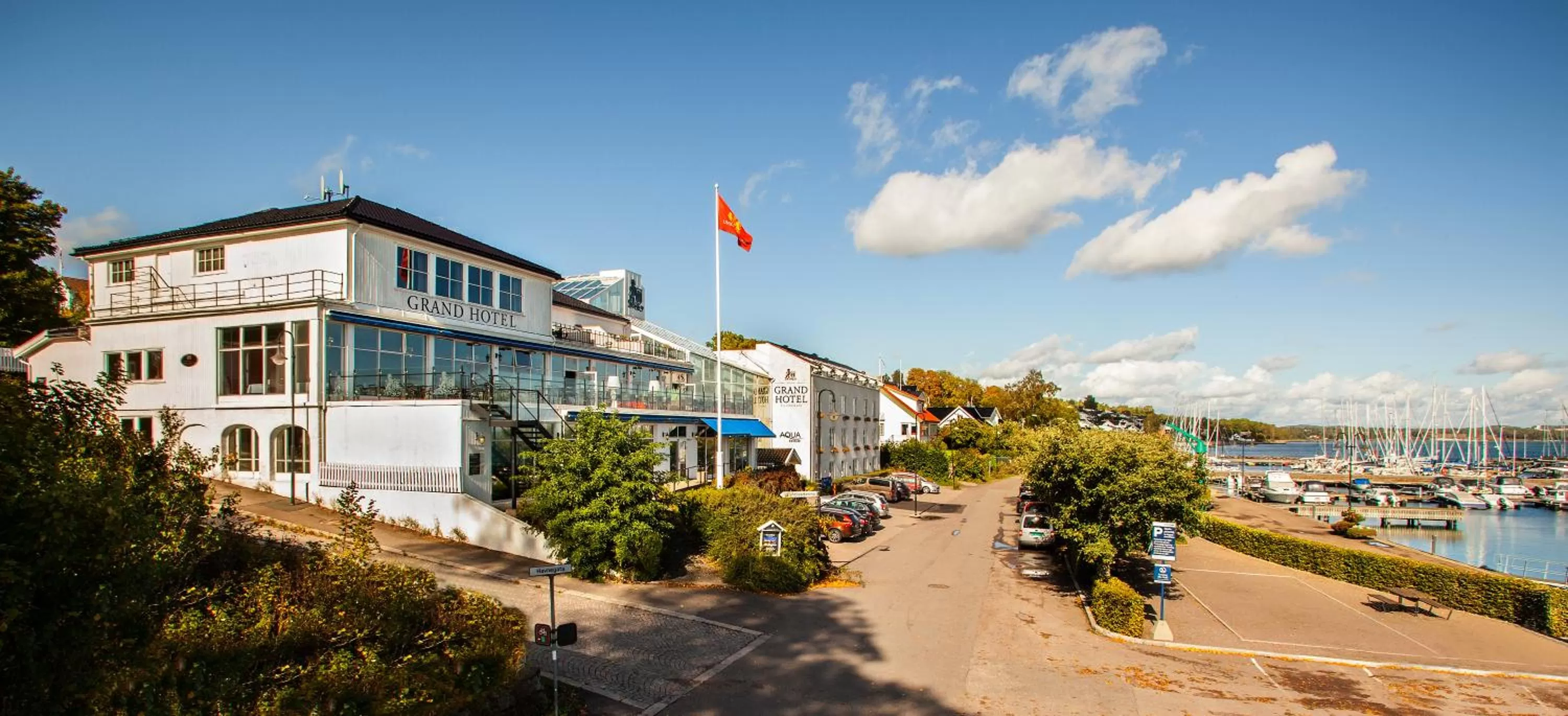 Facade/entrance in Grand Hotel Åsgårdstrand - Unike Hoteller