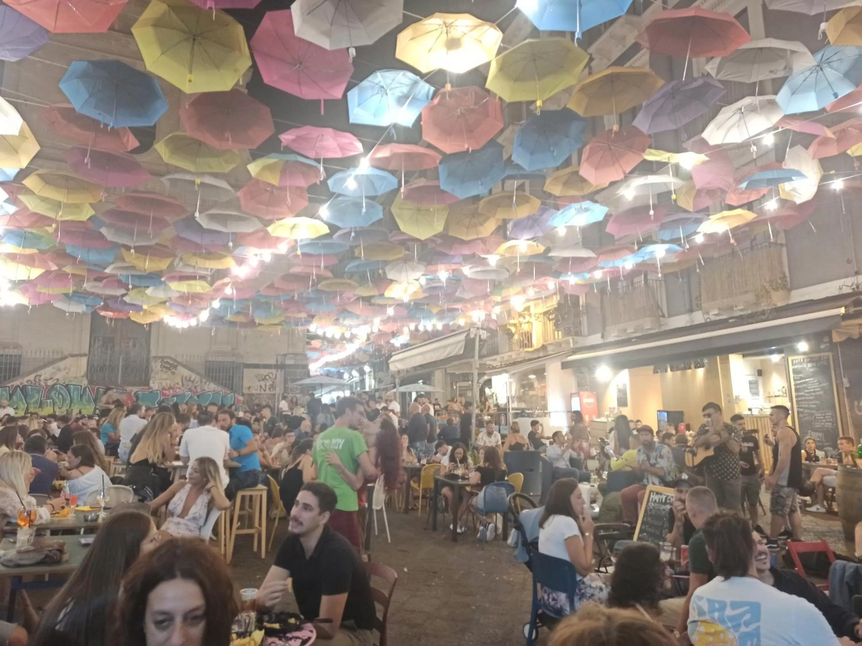 Restaurant/places to eat in B&B Sogno Etneo