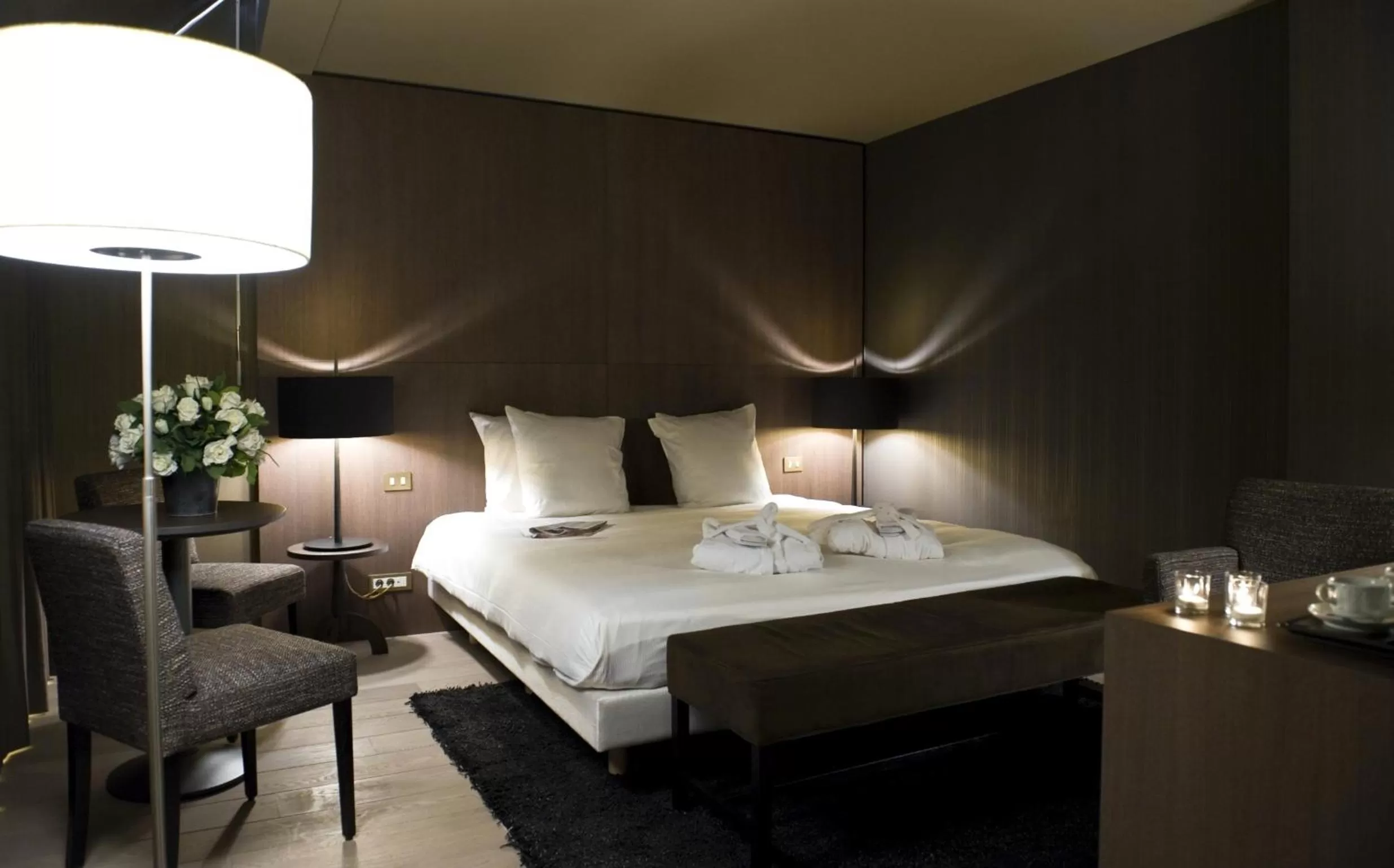 Bed in Flanders Hotel