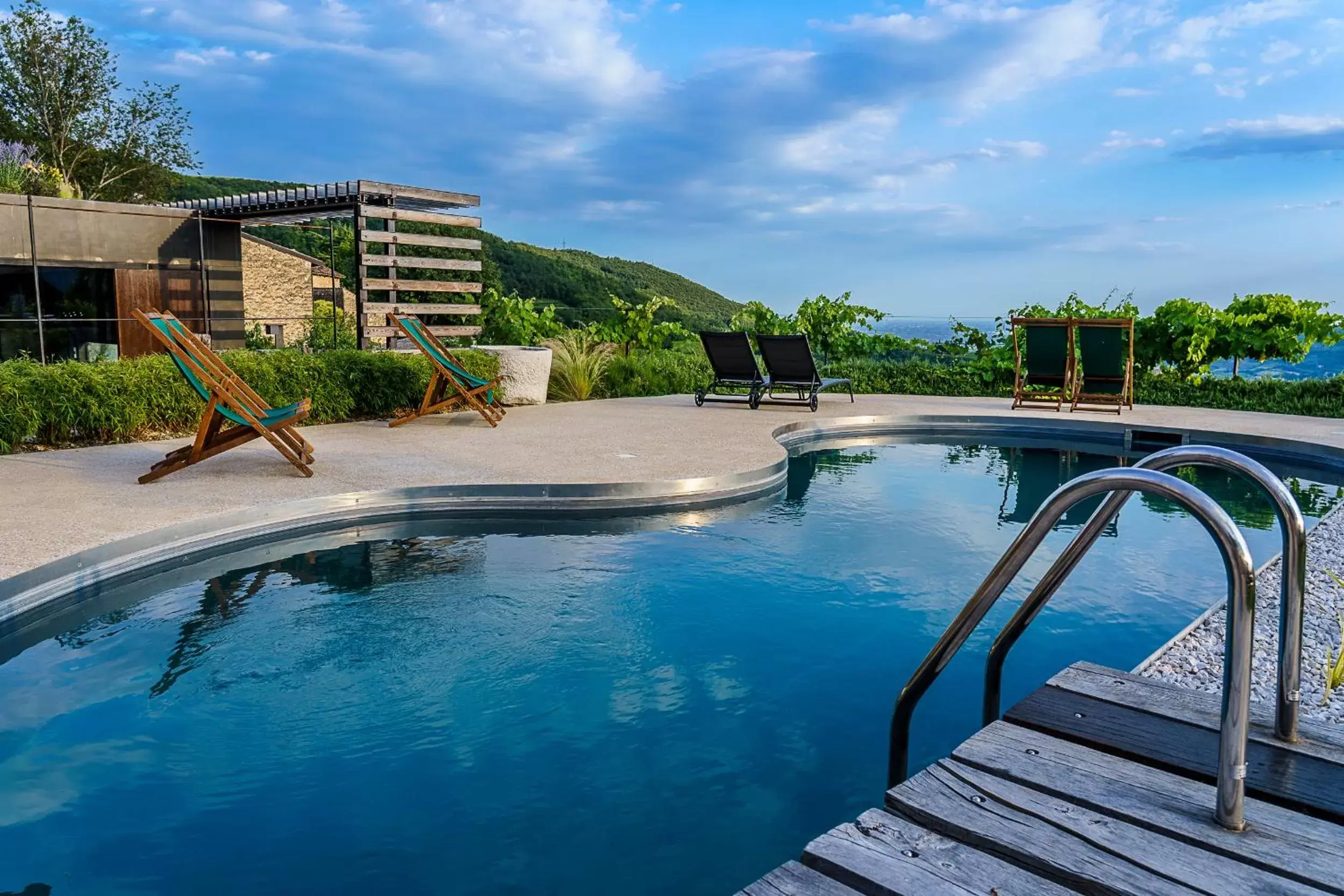 Swimming Pool in Villa Balis Crema Verona Hills