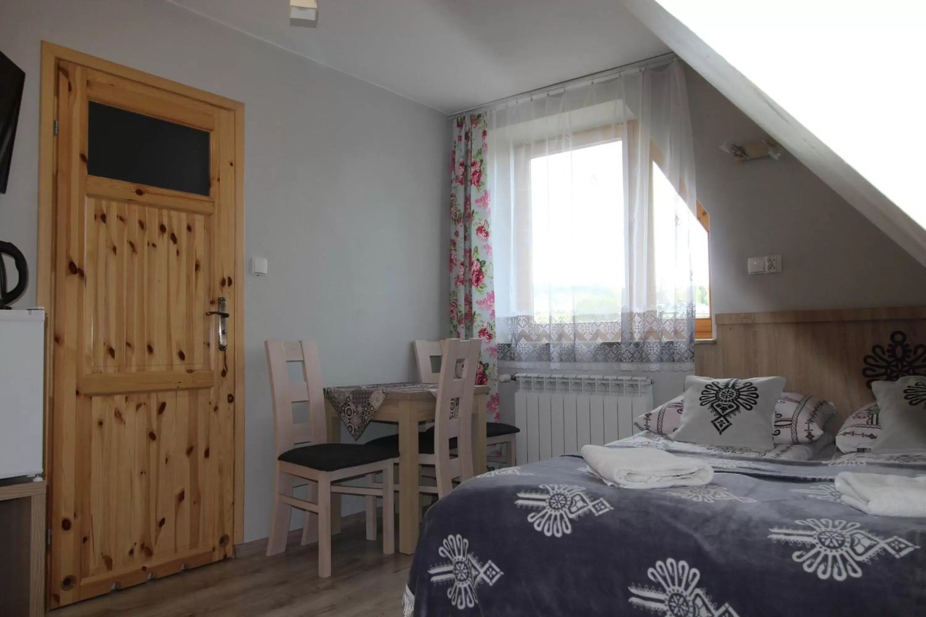 Attic Twin Room with Bathroom in DW U Wajdy Attic Twin Room with Bathroom in DW U Wajdy