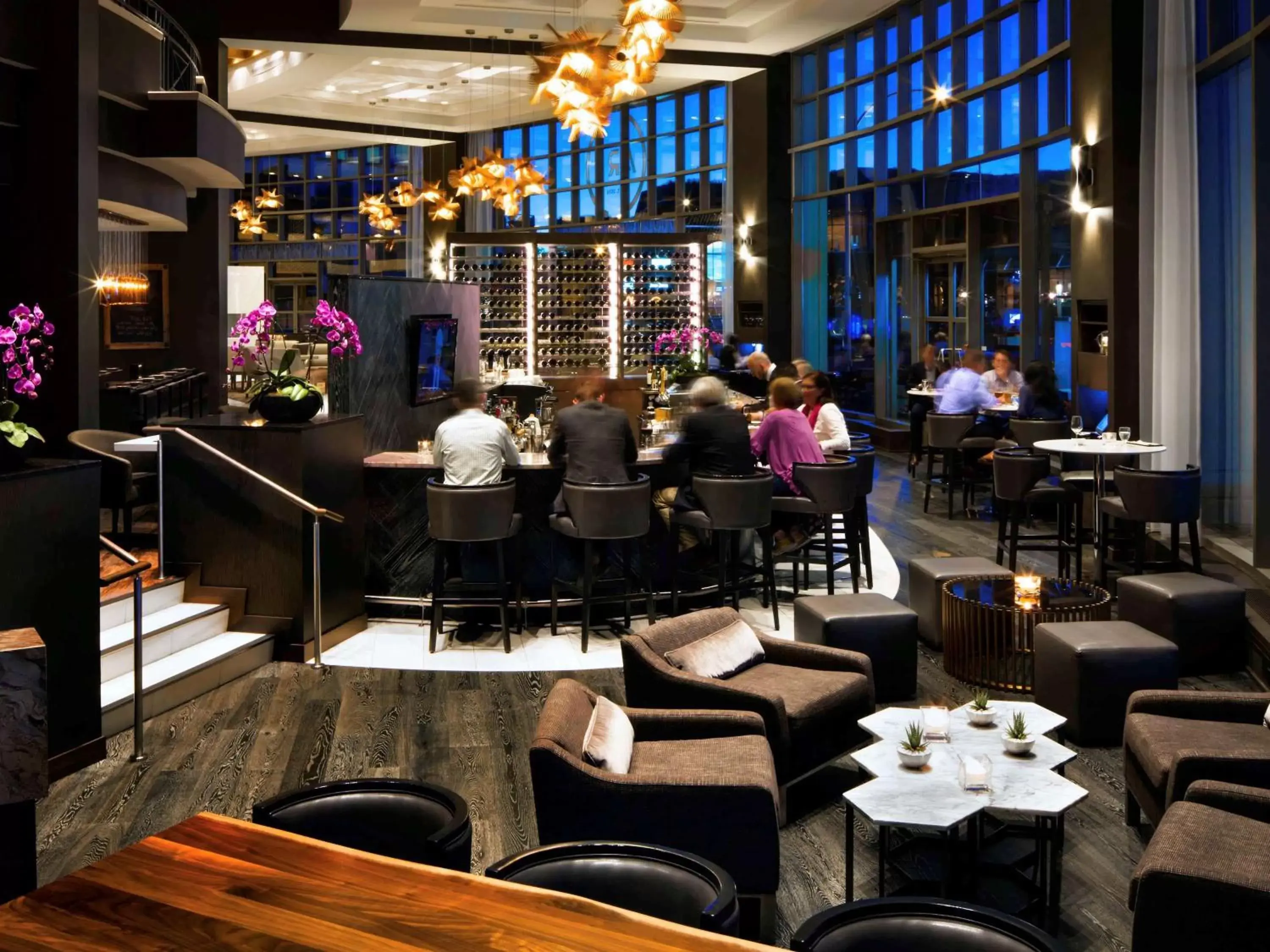 Lounge or bar, Restaurant/Places to Eat in Fairmont Waterfront