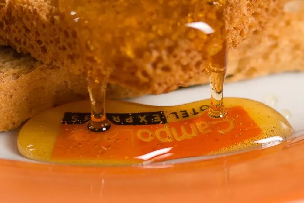 Food and drinks in Hotel Campo Largo Express Food and drinks in Hotel Campo Largo Express