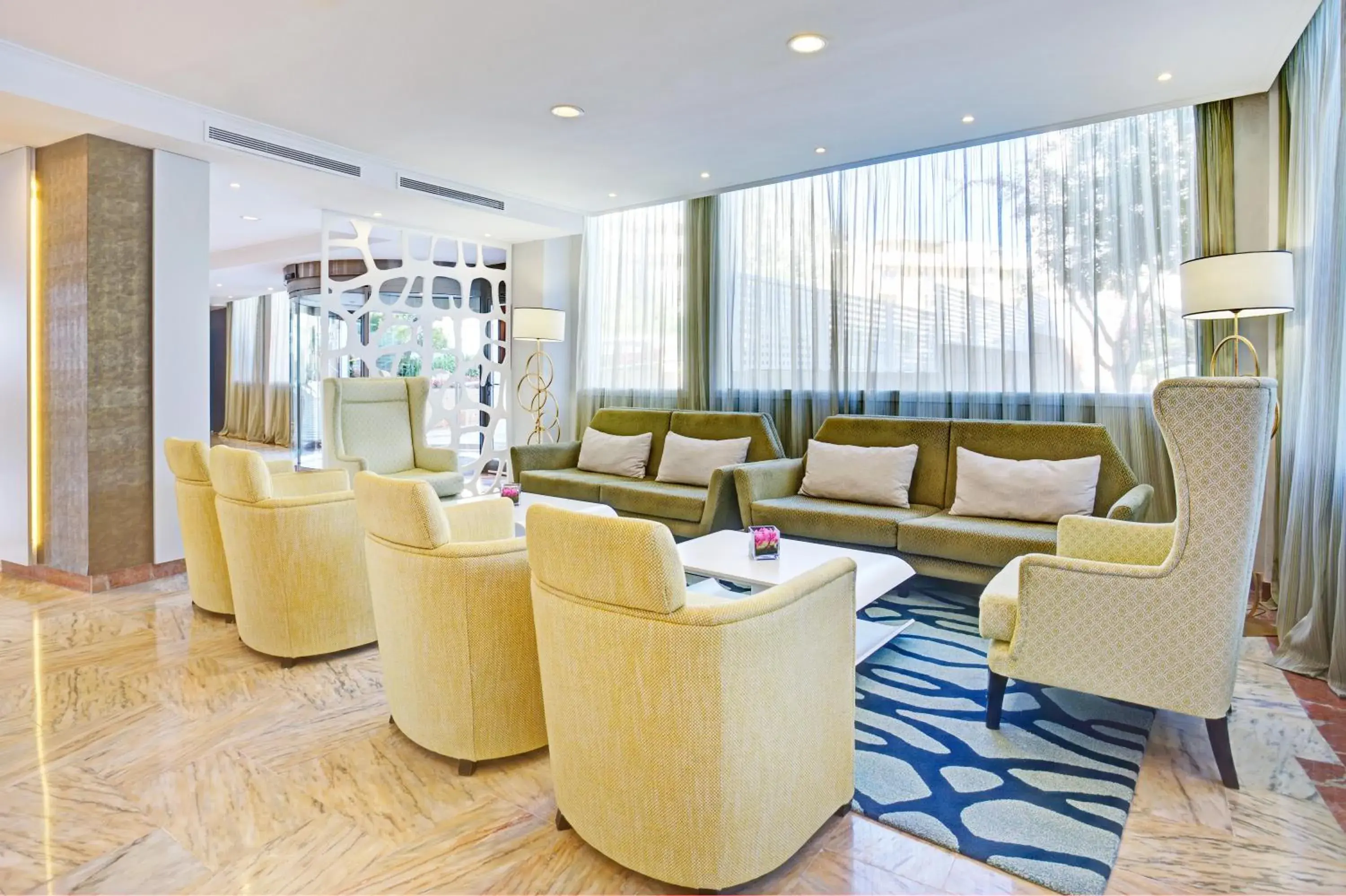 Lobby or reception, Lounge/Bar in Grupotel Acapulco Playa - Adults Only