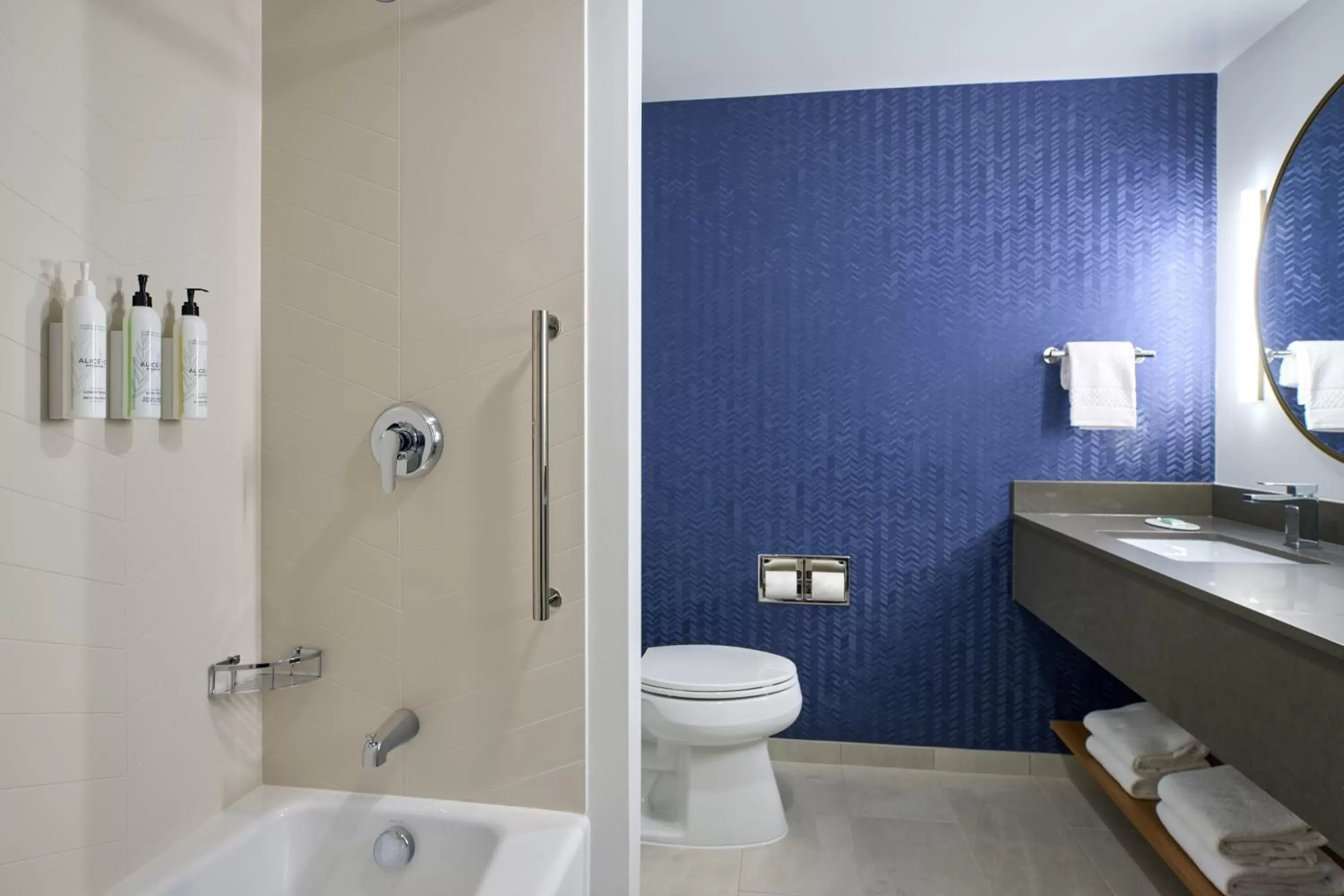 Shower, Bathroom in Fairfield Inn and Suites by Marriott Winchester