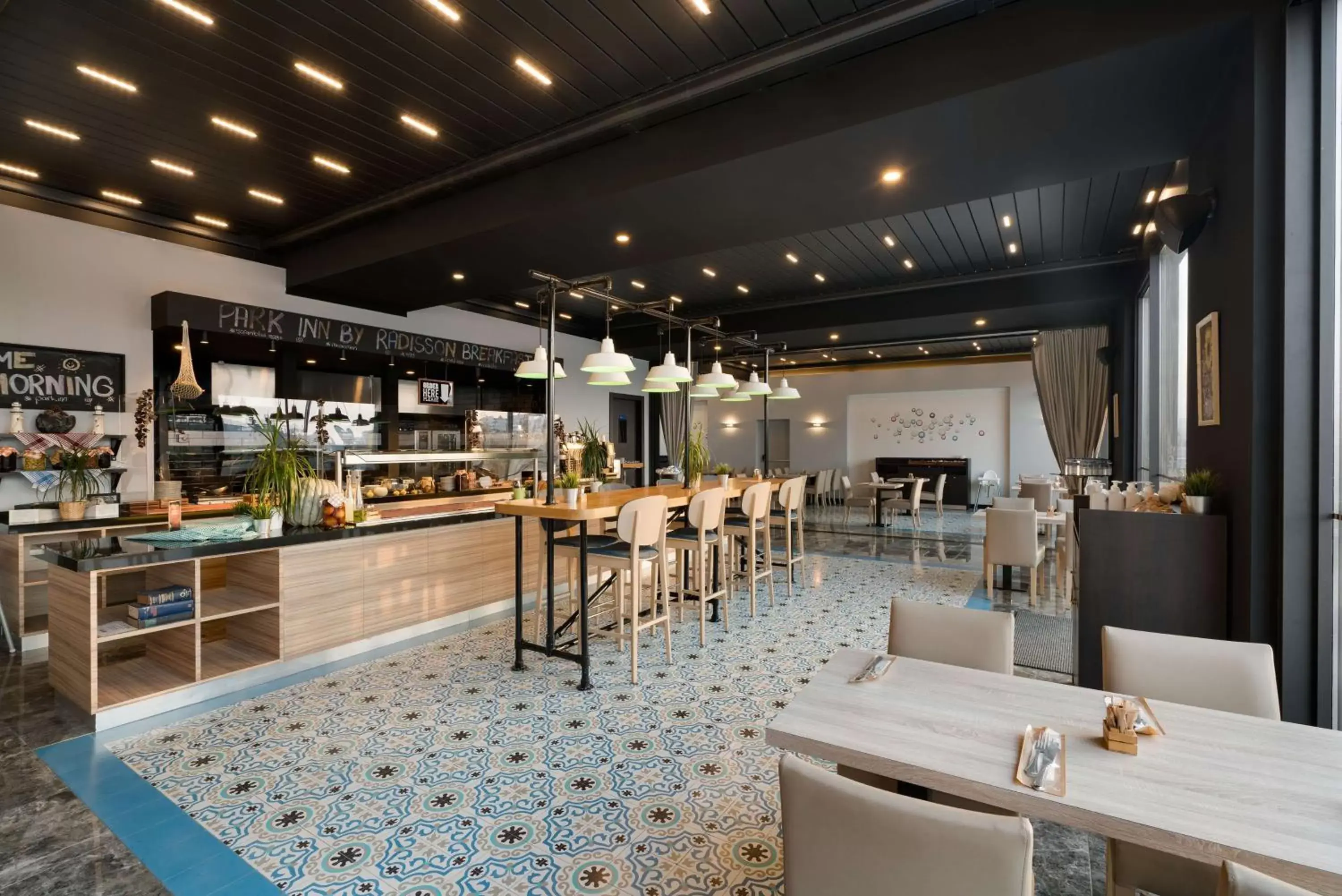 Restaurant/Places to Eat in Park Inn by Radisson Izmir