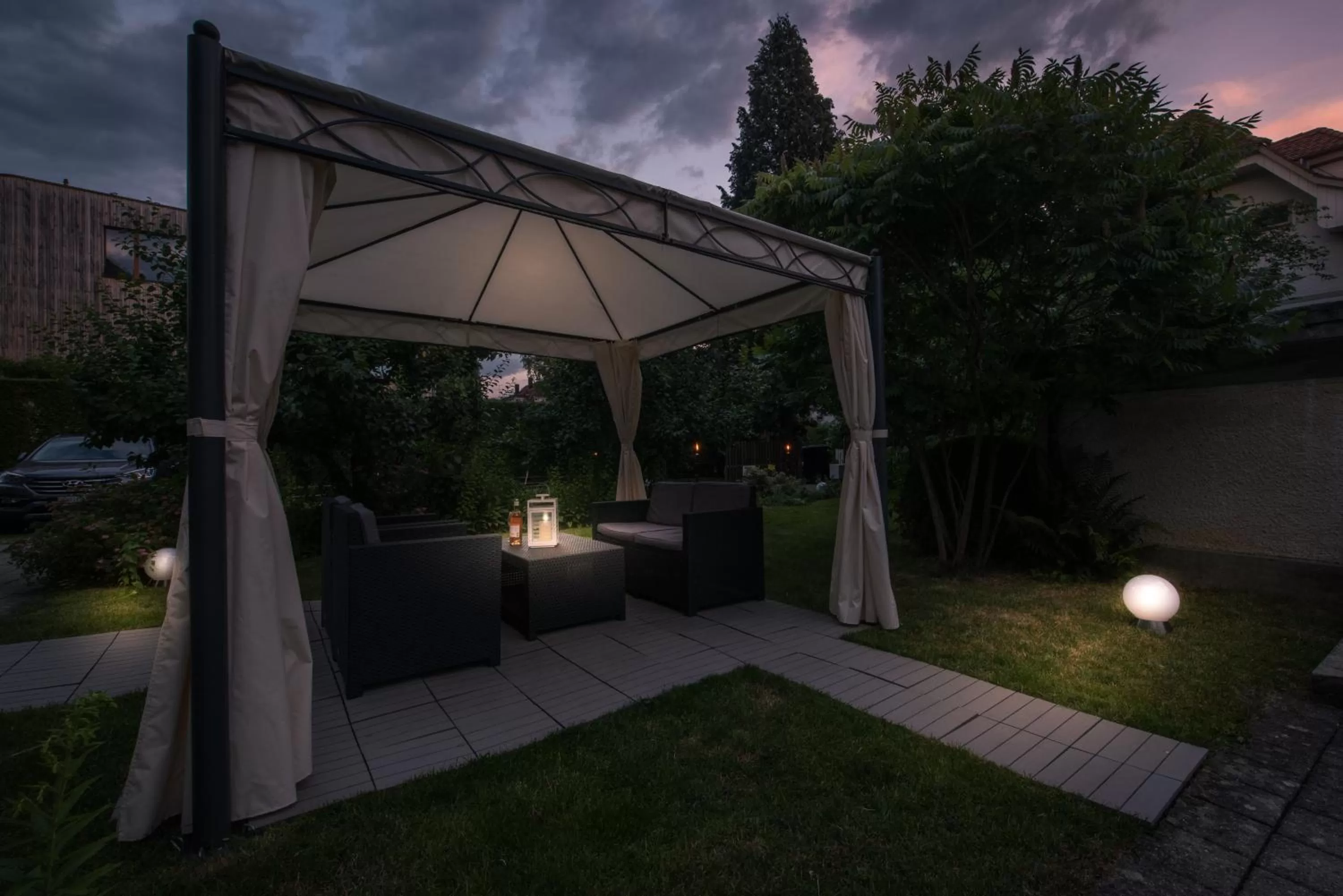 Garden in Max Aviation Villa & Apartments