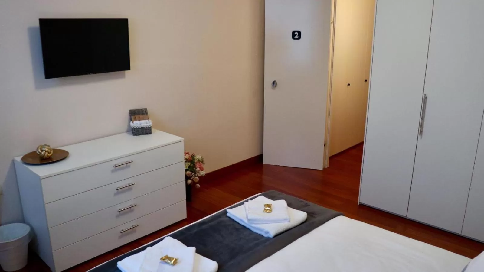 Photo of the whole room, Bed in A Casa di Grace