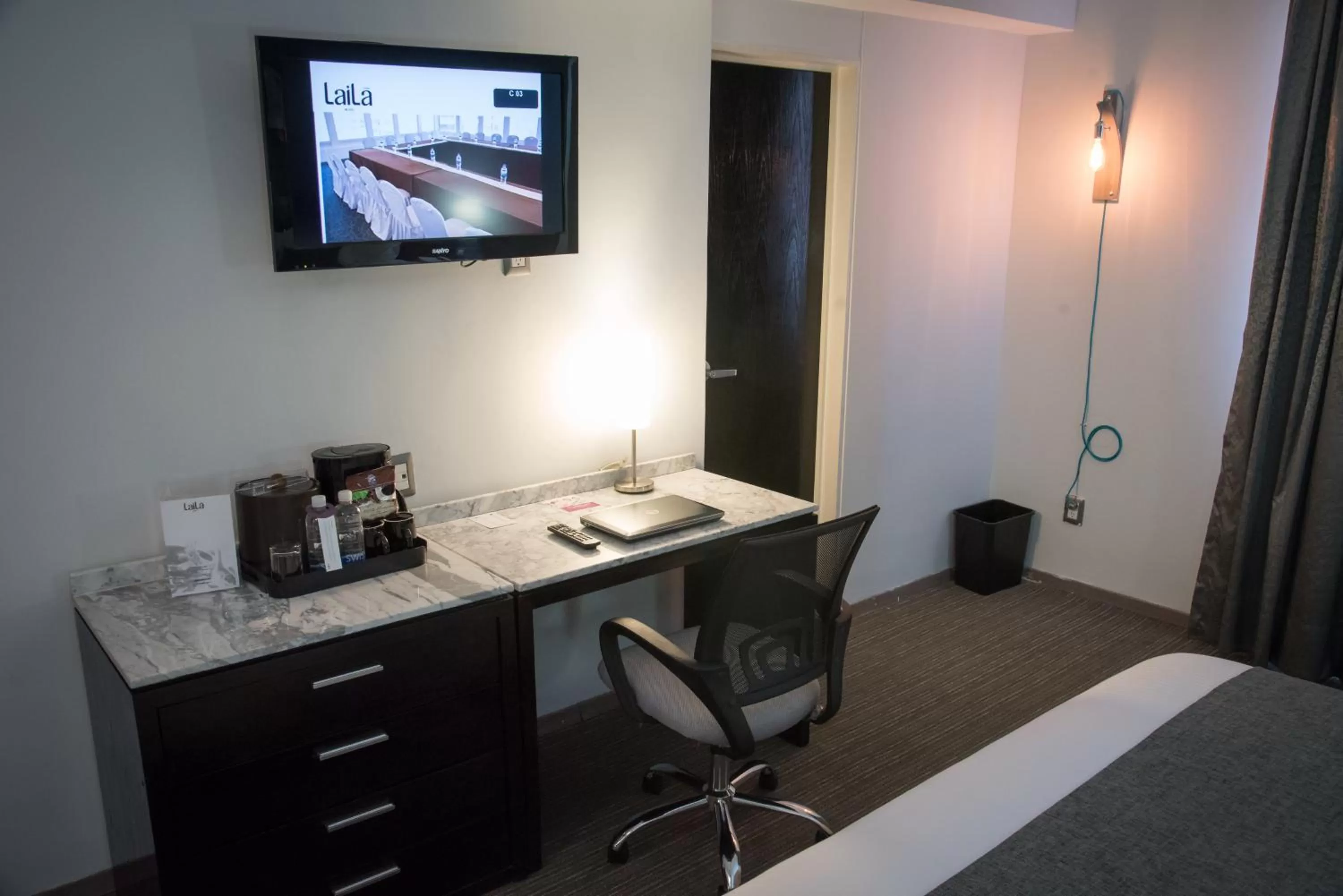 Coffee/tea facilities, Bed in LaiLa Hotel CDMX Reforma