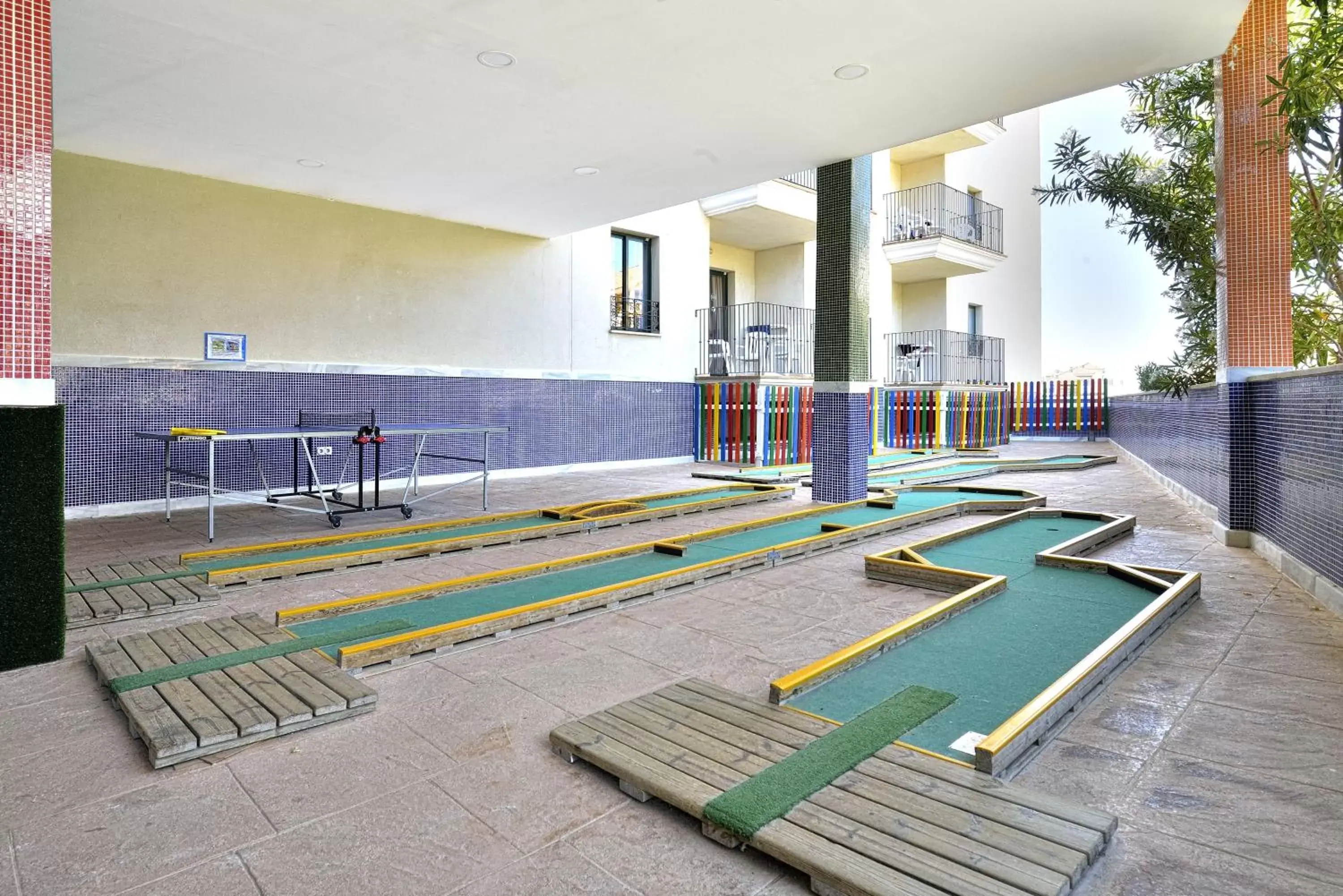 Minigolf, Swimming Pool in Benalmadena Palace Spa