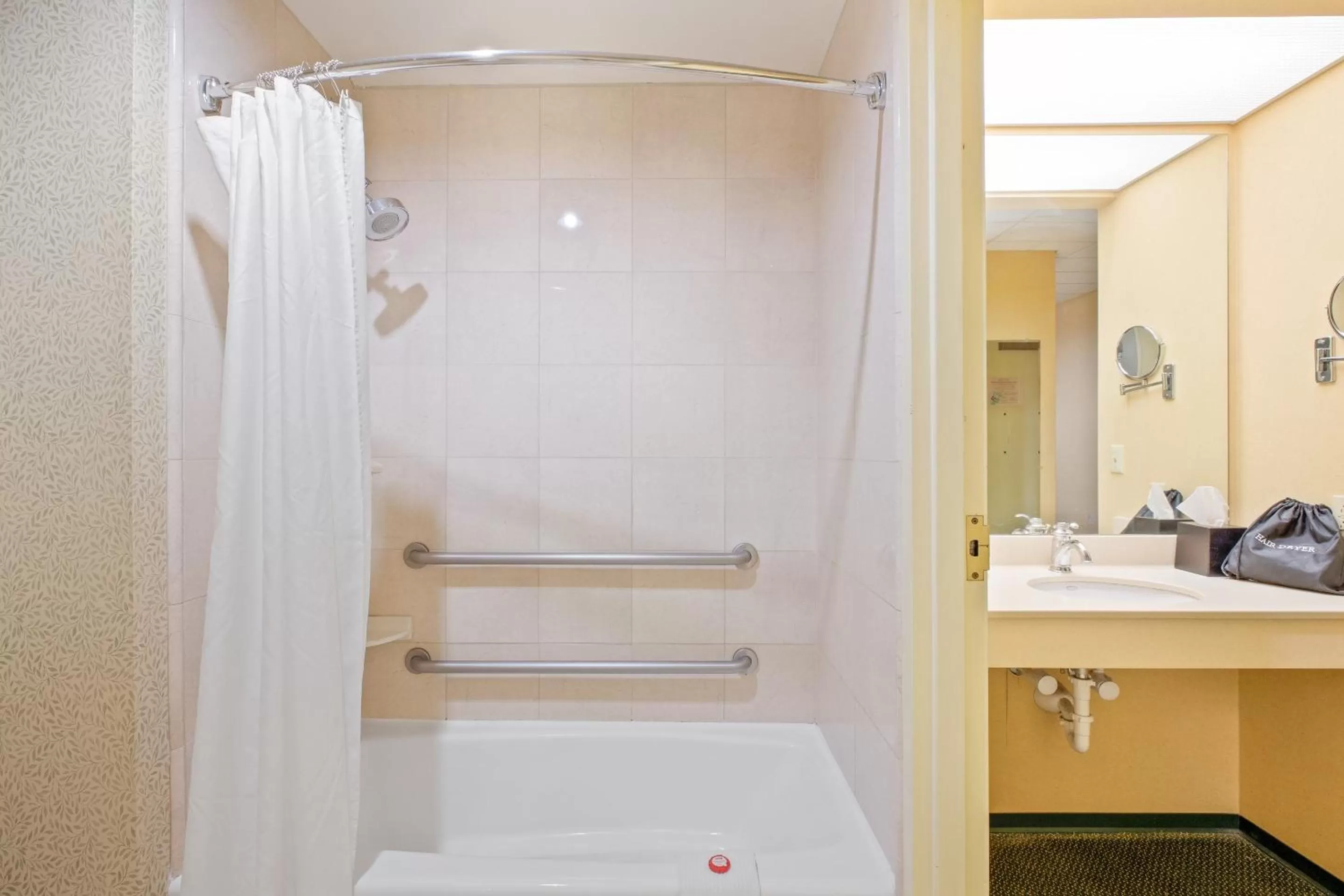 Bathroom in OYO Hotel St Louis Downtown City Center MO