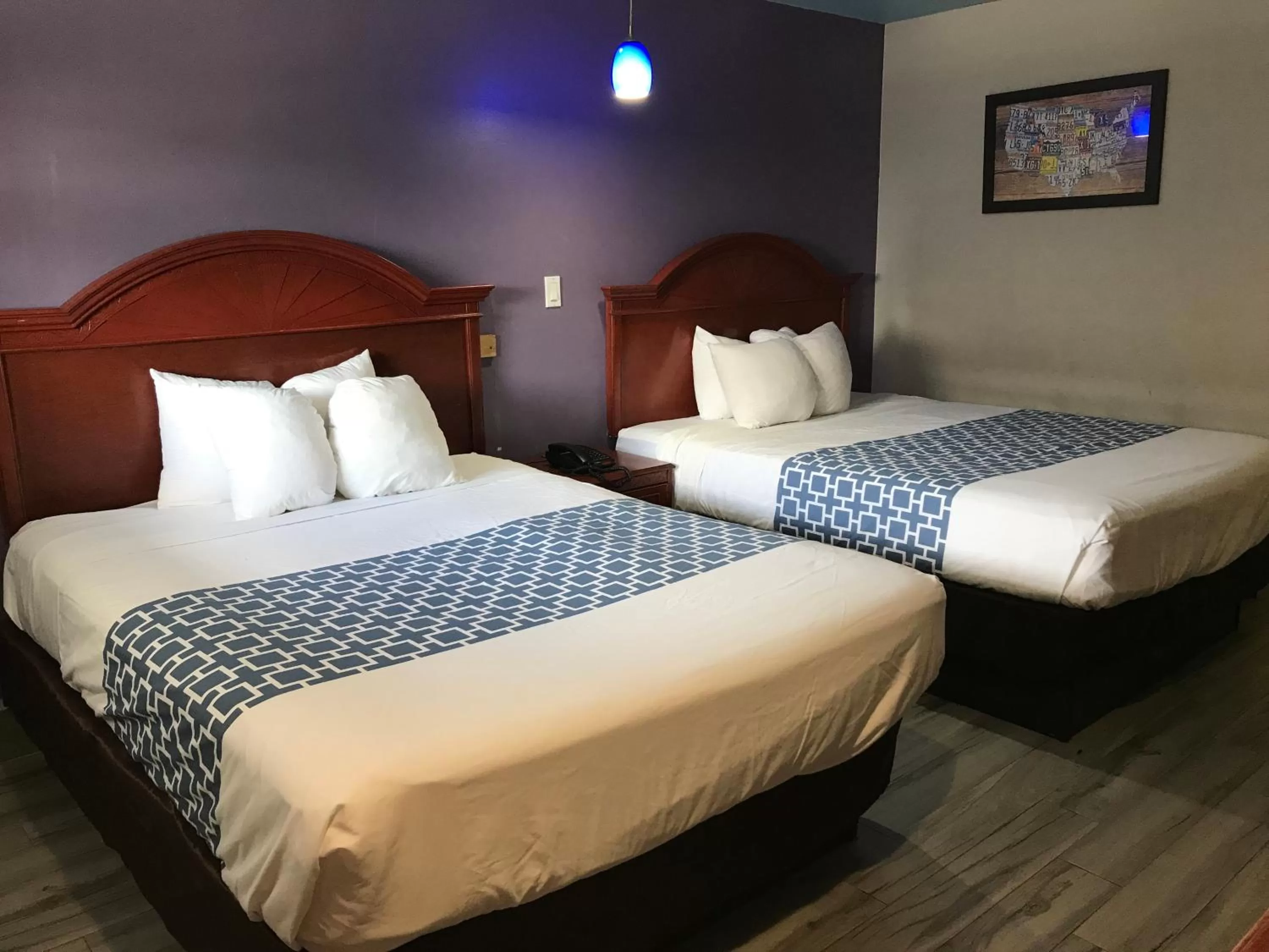 Bed in Summit Inn - Houston Medical Center - NRG Park