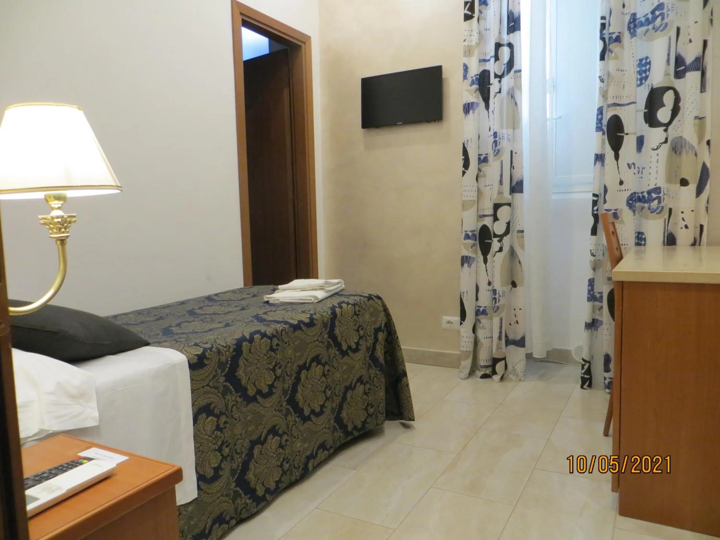 Photo of the whole room, Bed in Hotel Silva