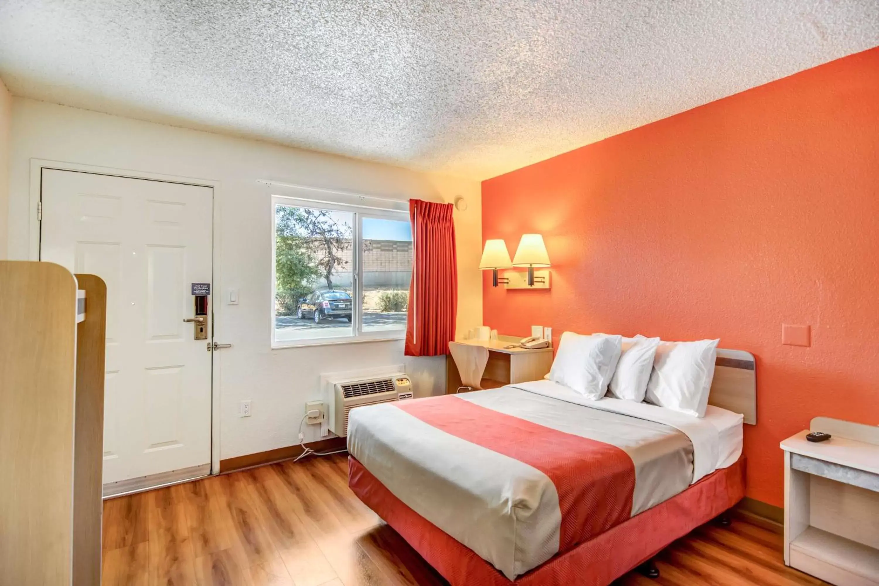 Bedroom, Bed in Motel 6-Stockton, CA - North