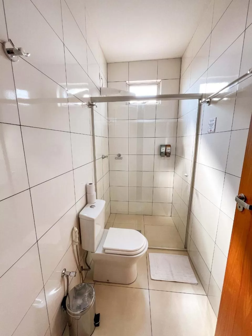 Toilet in Paraná Comfort Hotel