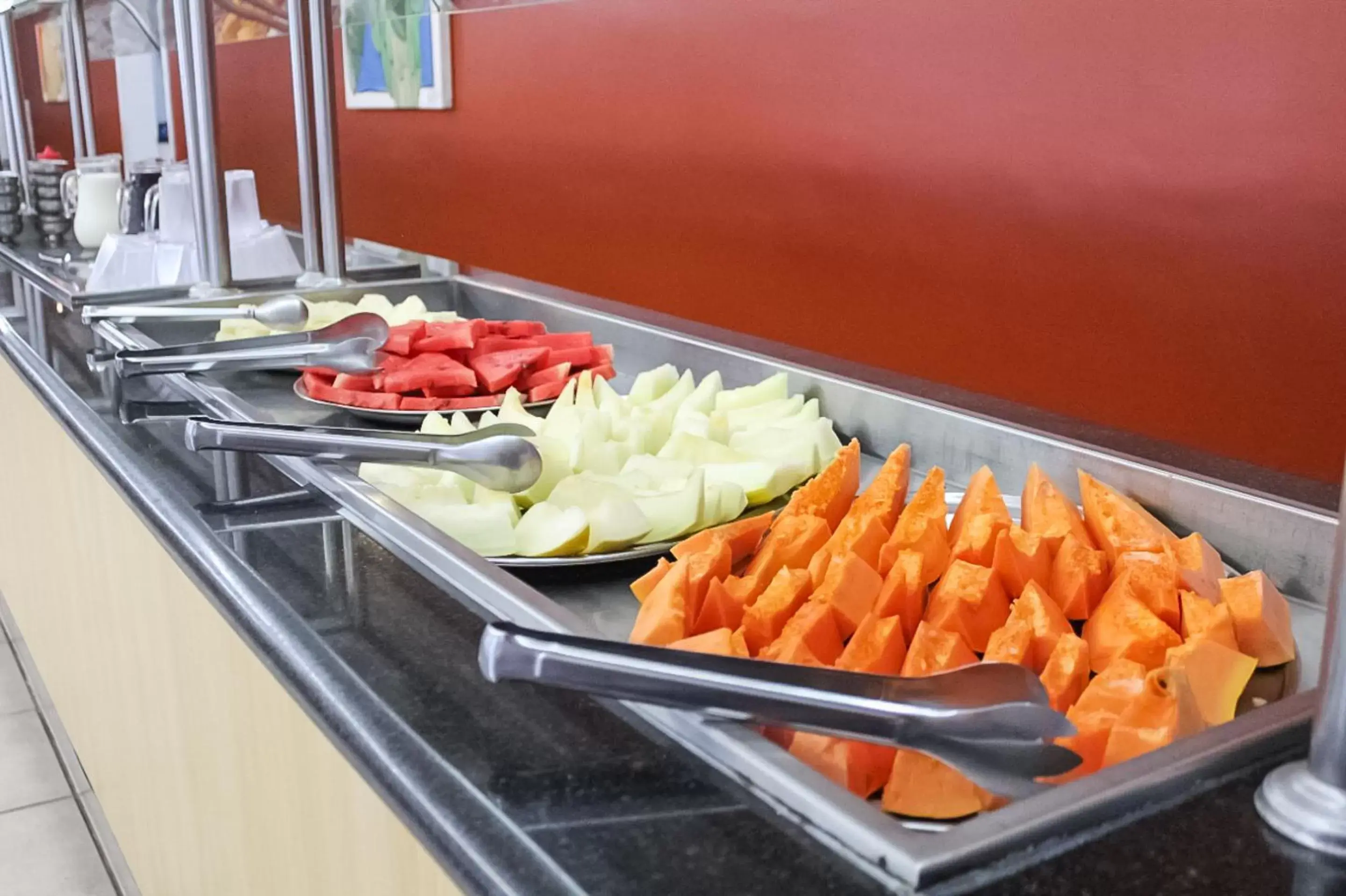 Food and drinks in VOA Plazza Hotel Food and drinks in VOA Plazza Hotel