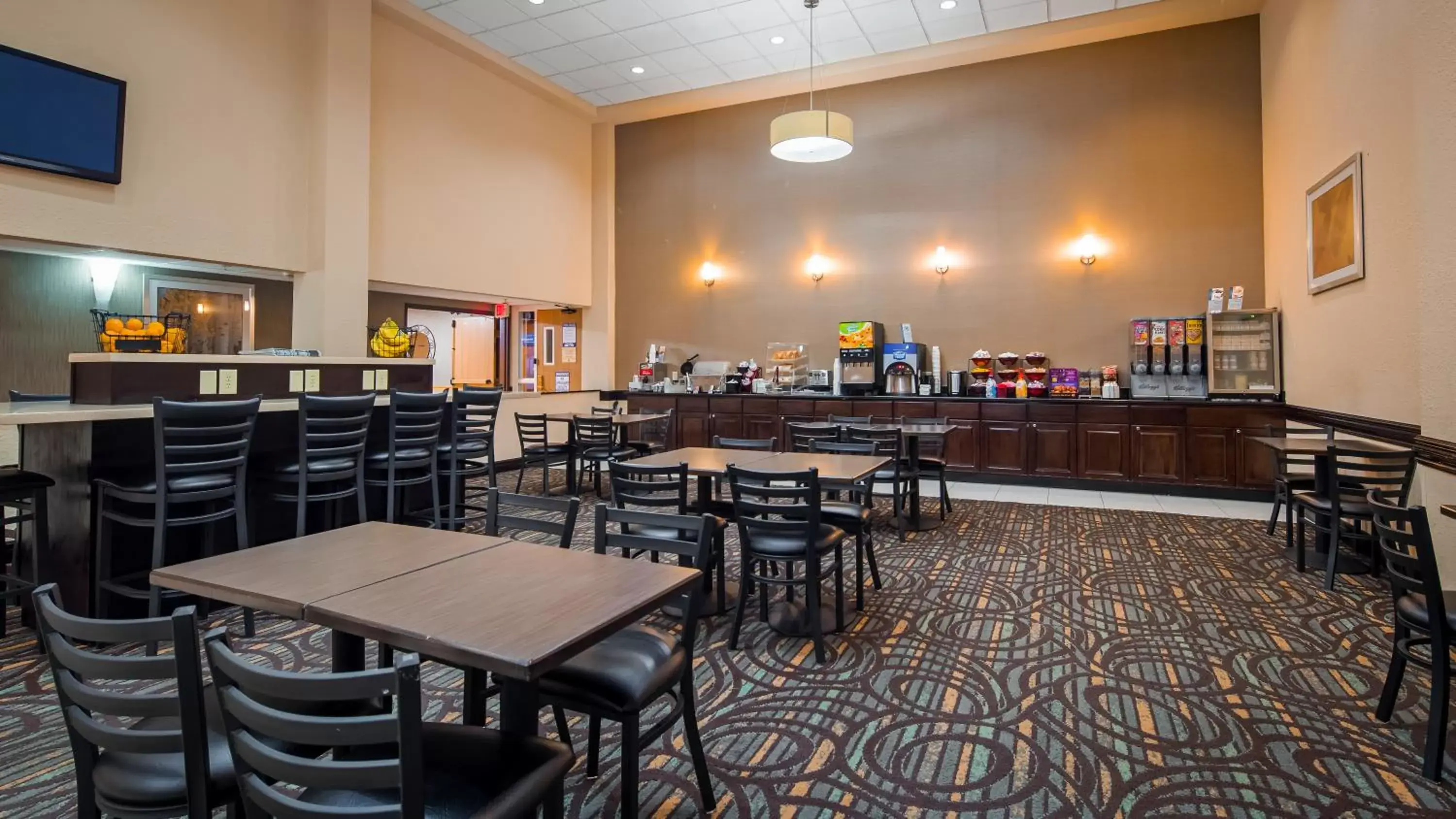 Breakfast, Restaurant/Places to Eat in Best Western Plus Newark/Christiana Inn