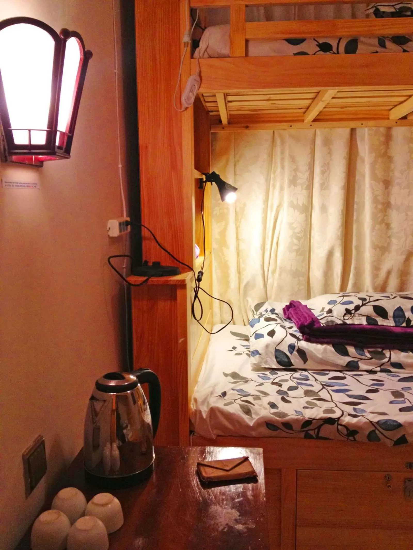 Decorative detail, Bed in The Lily Pad Inn