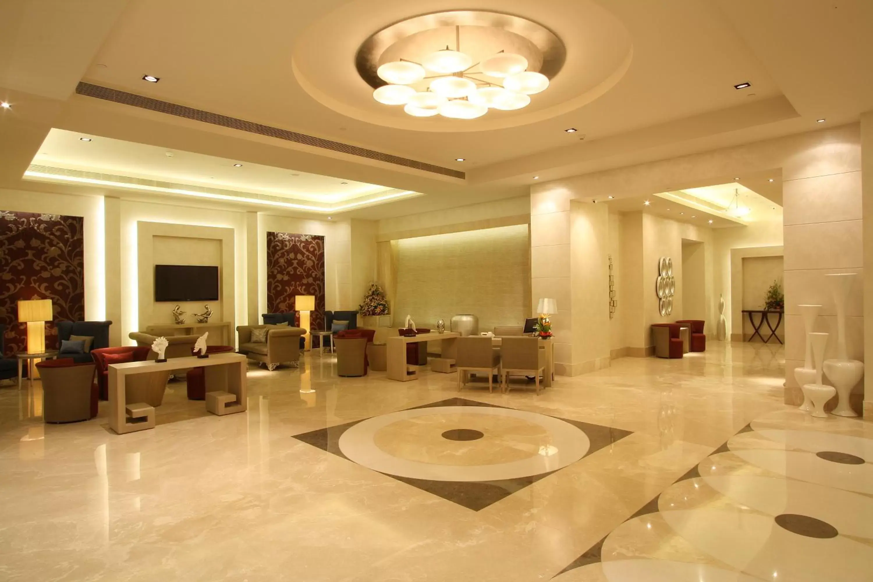 Lobby or reception in Radisson Hyderabad Hitec City