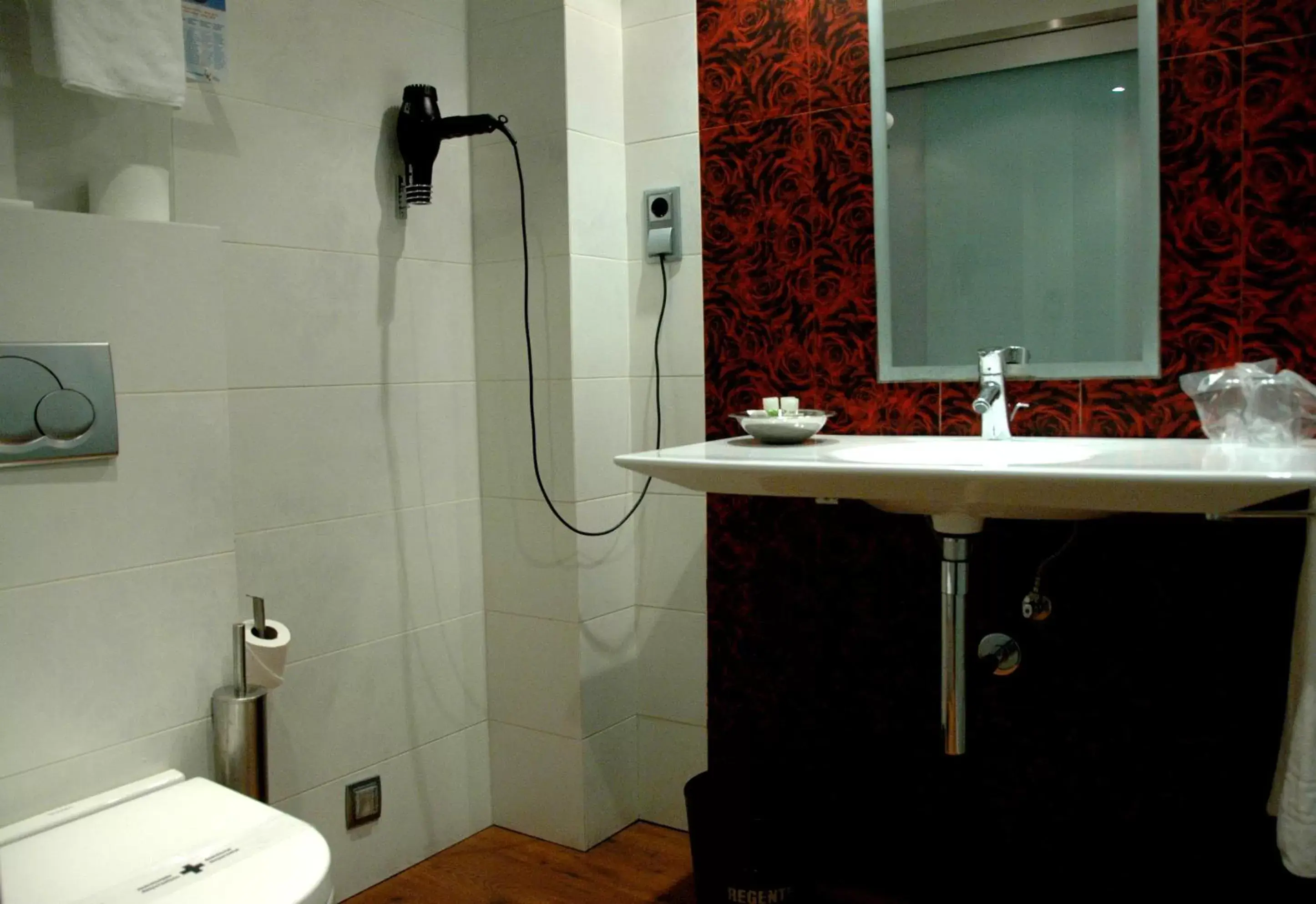 Bathroom in Regente Aragón Gastronómico