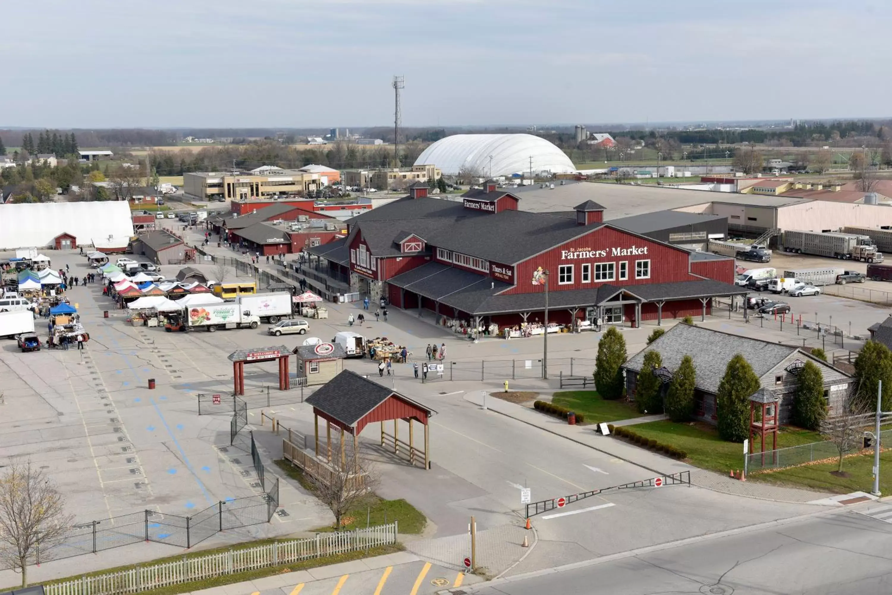 Property building, Bird's-eye View in Staybridge Suites - Waterloo - St. Jacobs Area