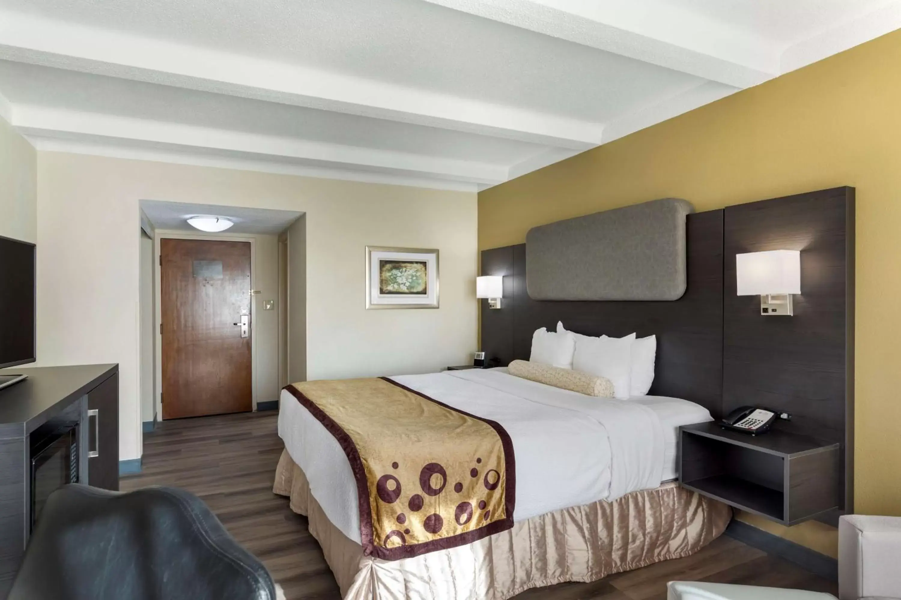 Bedroom, Bed in Best Western Plus Madison-Huntsville Hotel