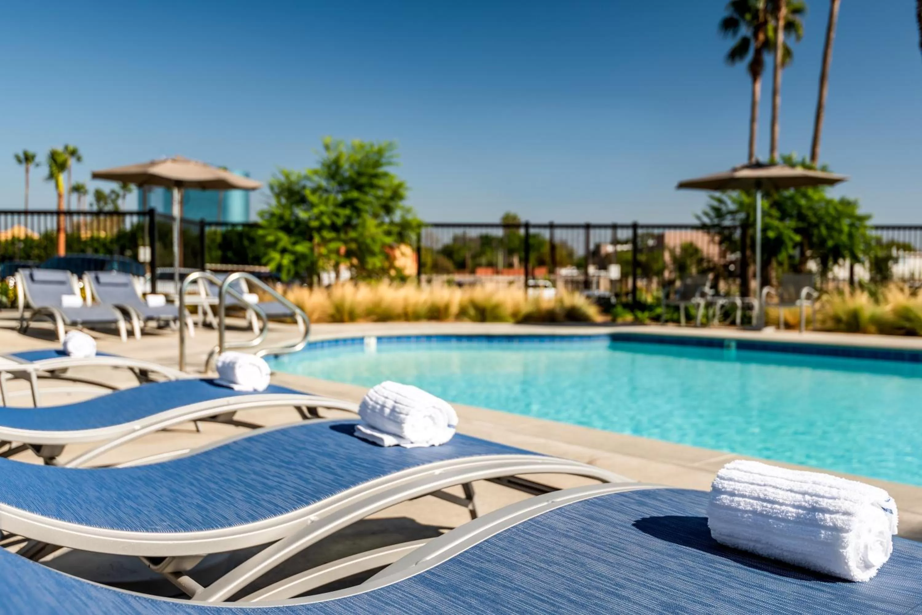 Swimming pool in Holiday Inn Express & Suites Santa Ana - Orange County by IHG