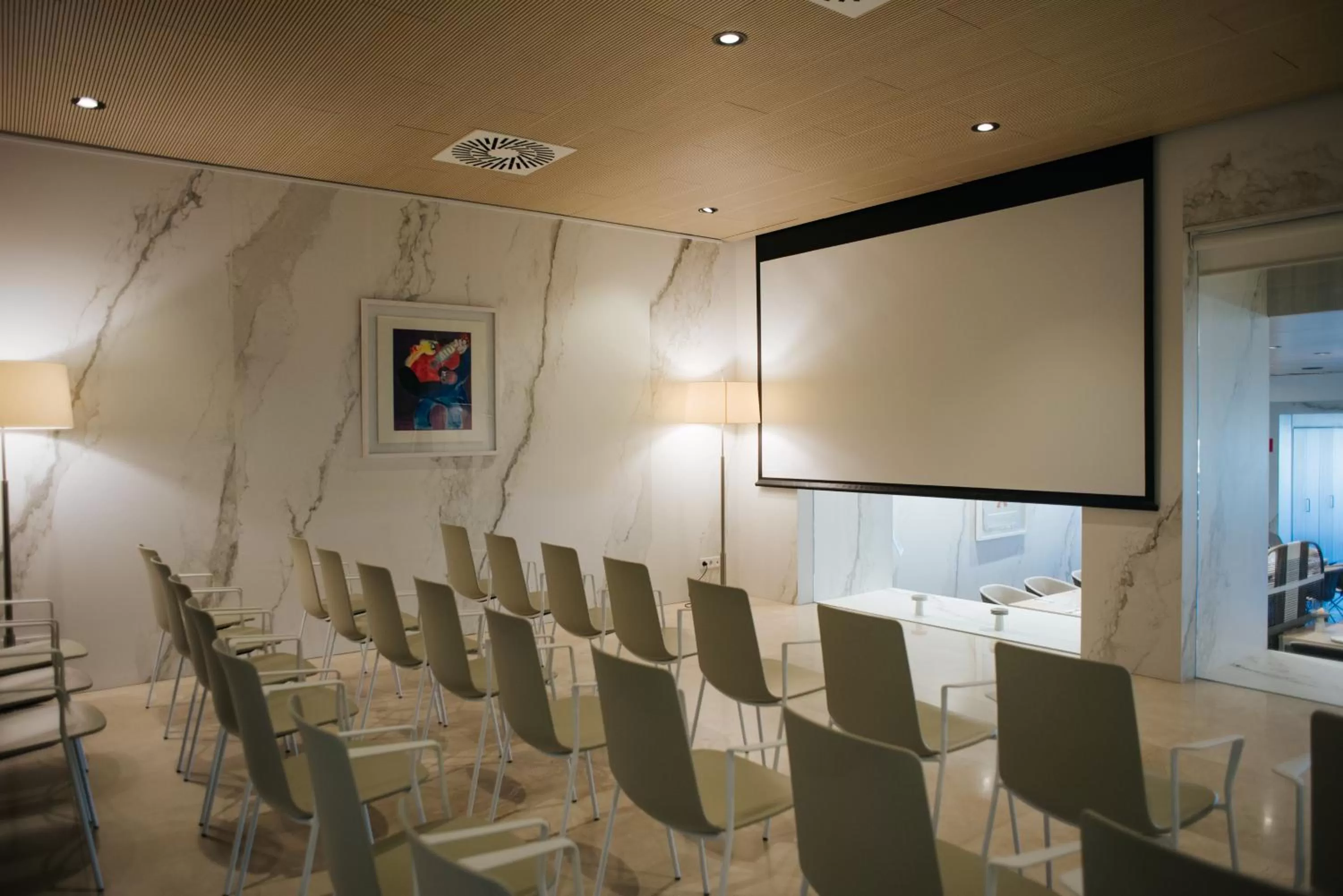 Business facilities in Hotel Neptuno Playa & Spa