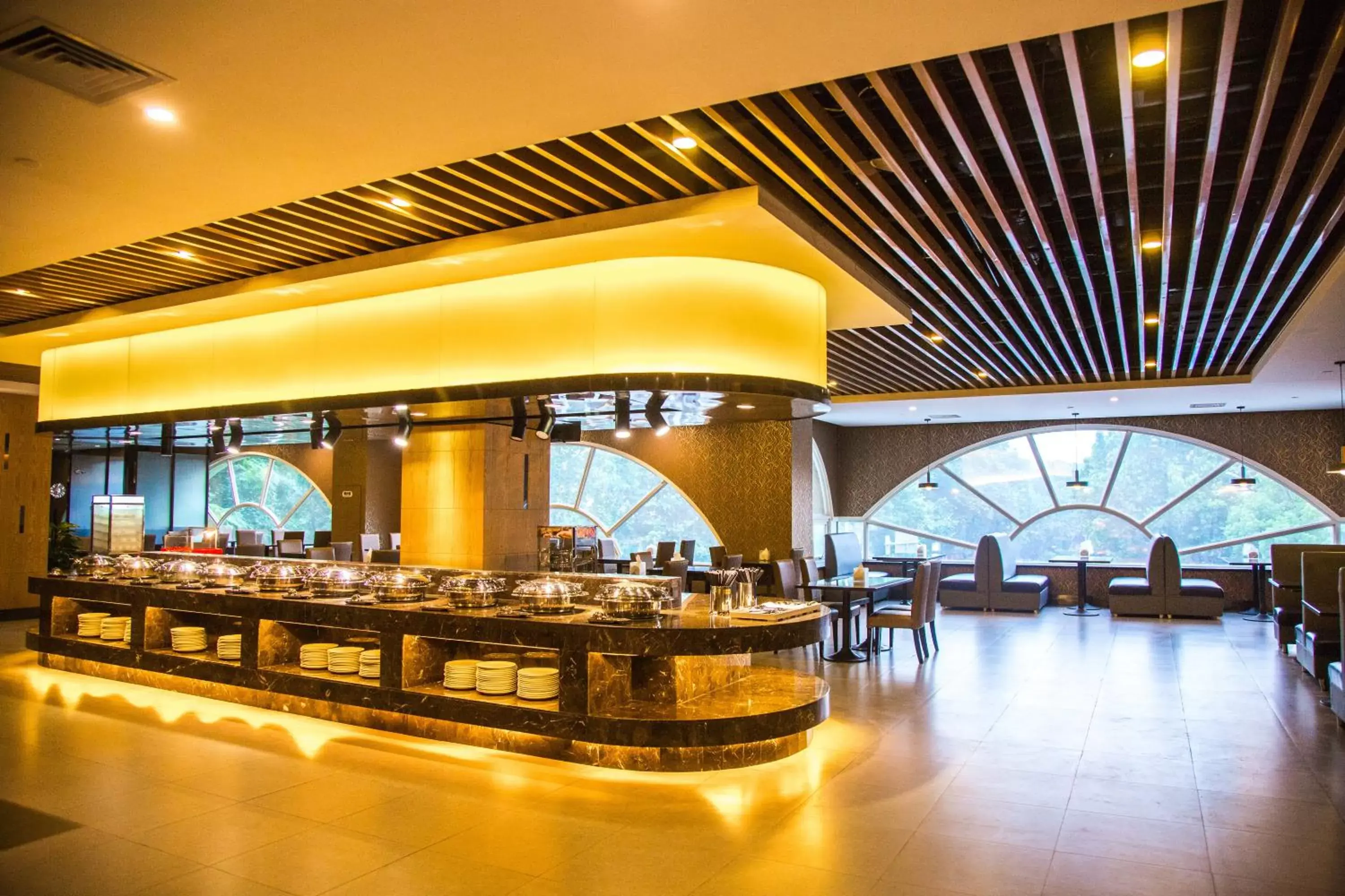 Restaurant/Places to Eat in Holiday Inn Express Nanjing Xuanwu Lake, an IHG Hotel