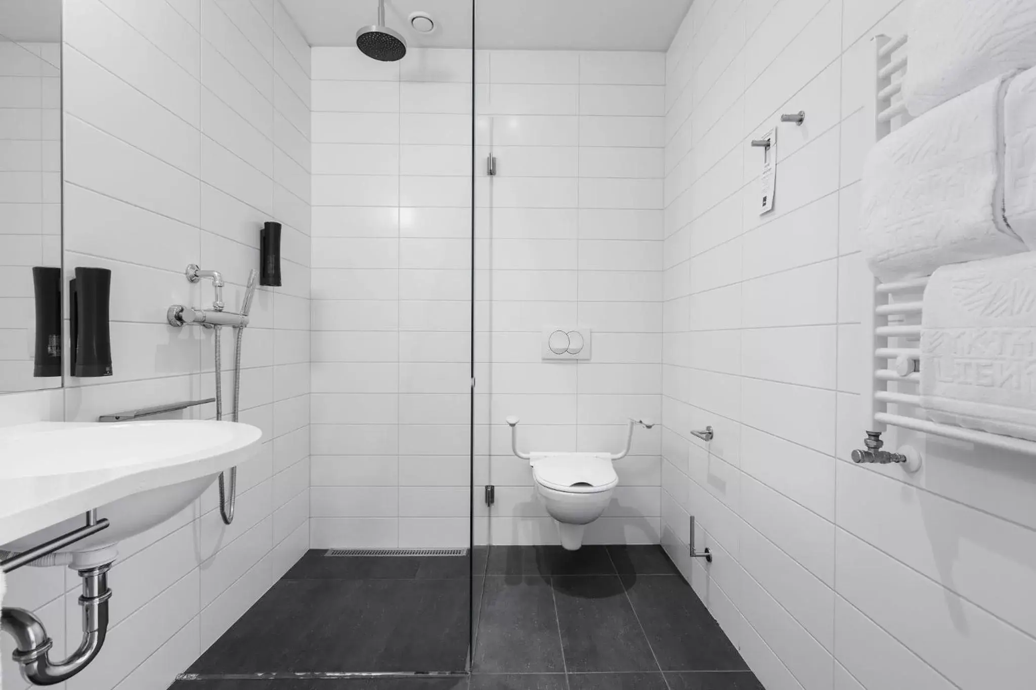 Shower, Bathroom in Reykjavik Lights Hotel by Keahotels
