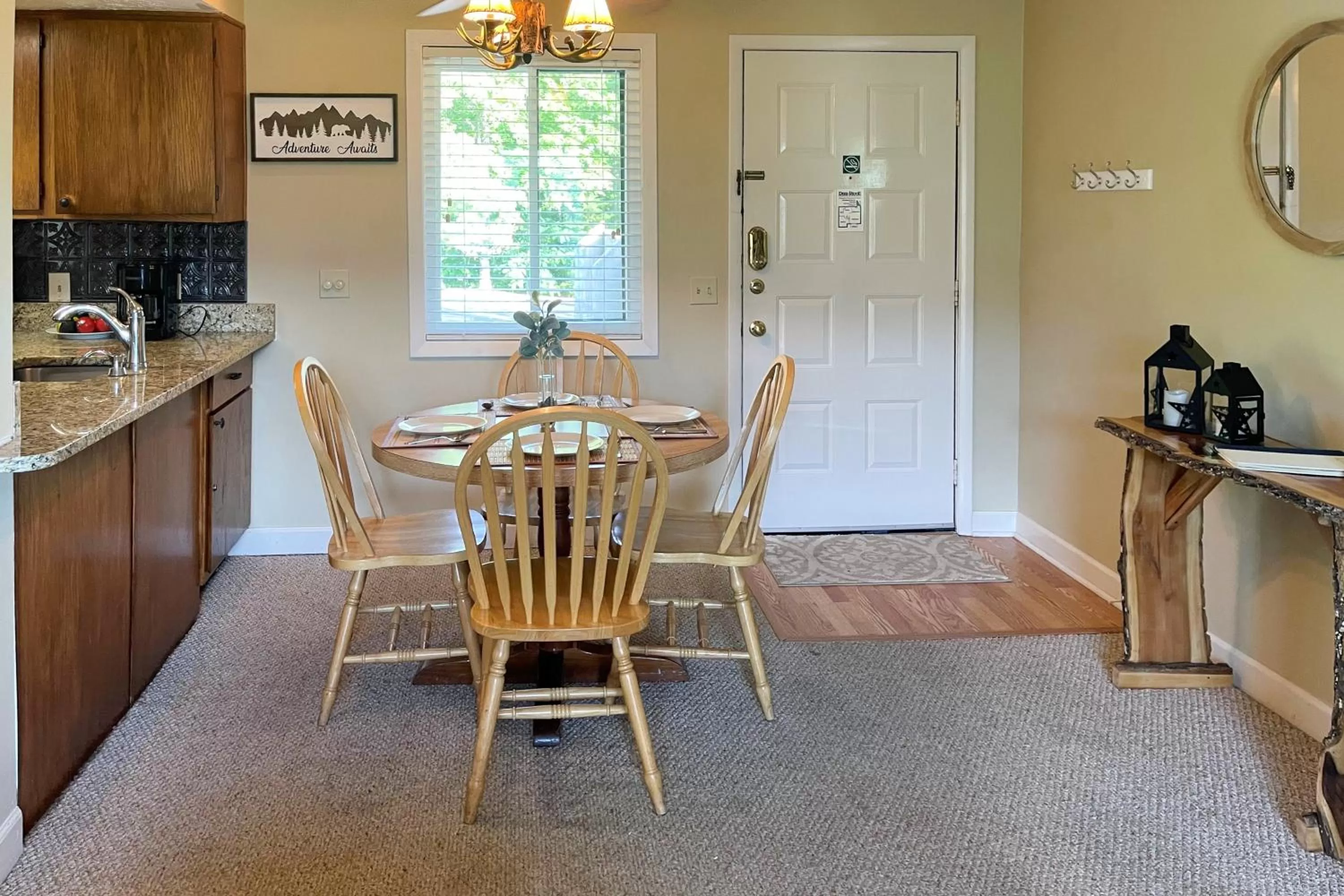 Dining Area in Grand View Loft