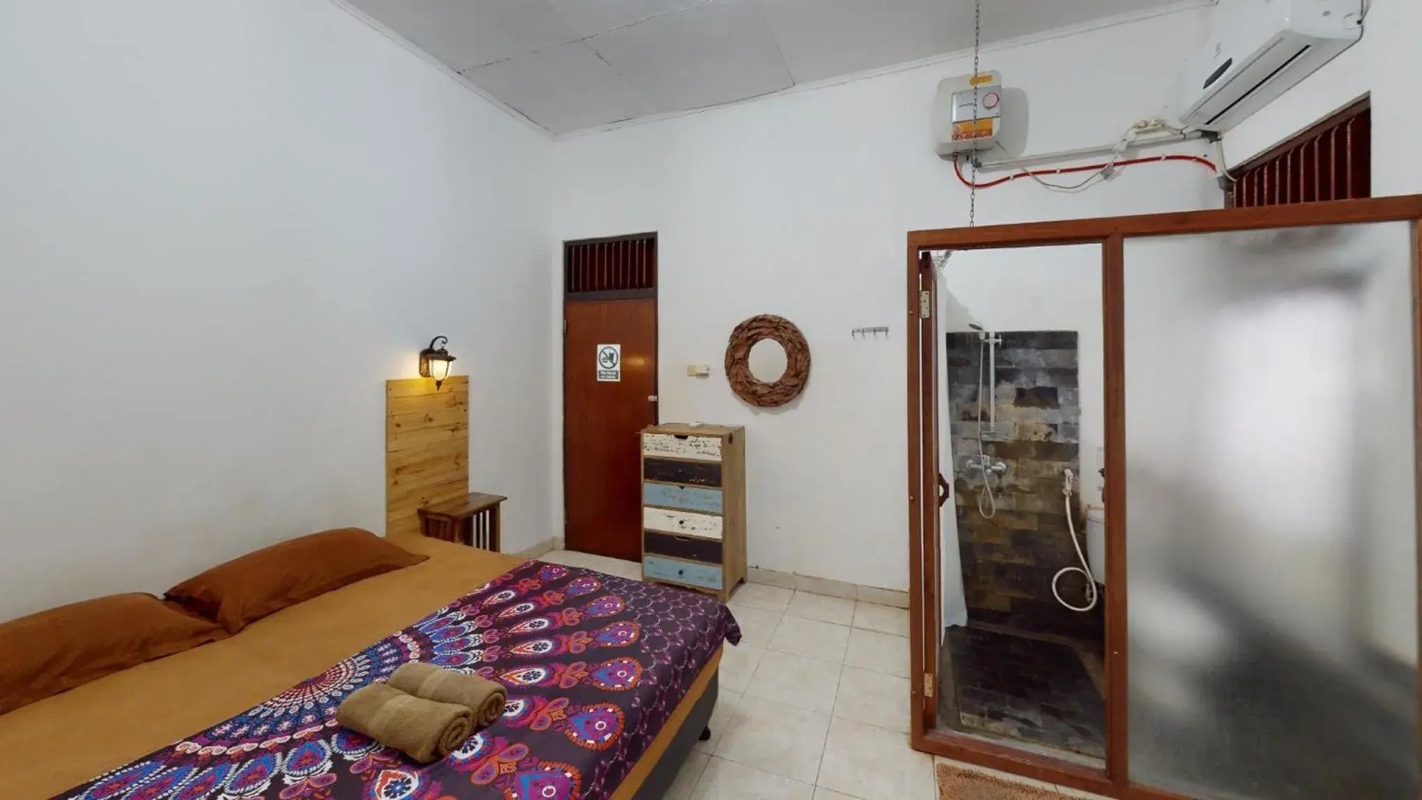 Bathroom, Bed in Wood Stone