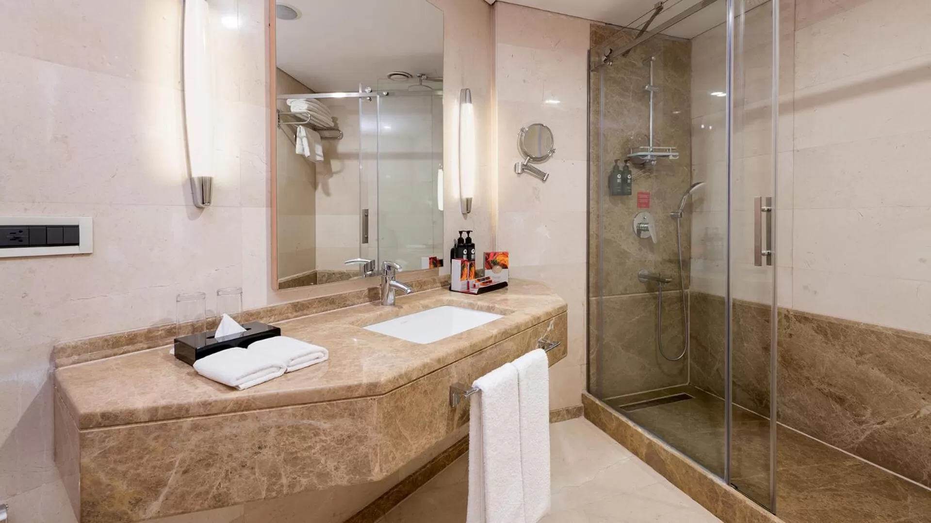 Bathroom in Ramada Plaza By Wyndham Istanbul City Center