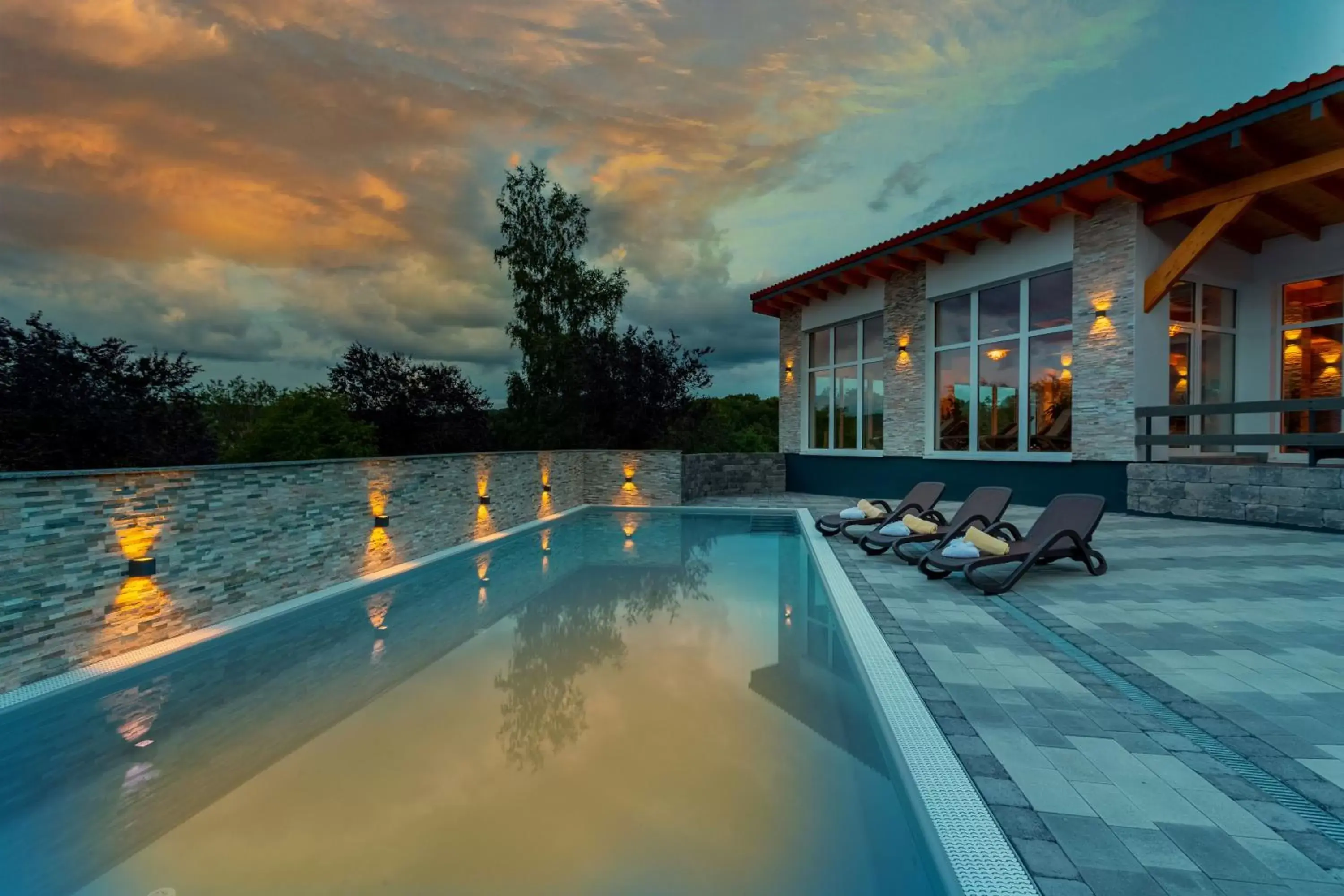 Swimming Pool in Hotel Rhön Residence