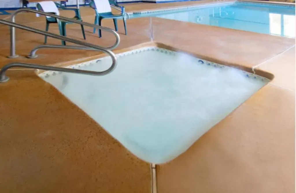 Swimming Pool in Americas Best Value Inn & Suites-East Bakersfield