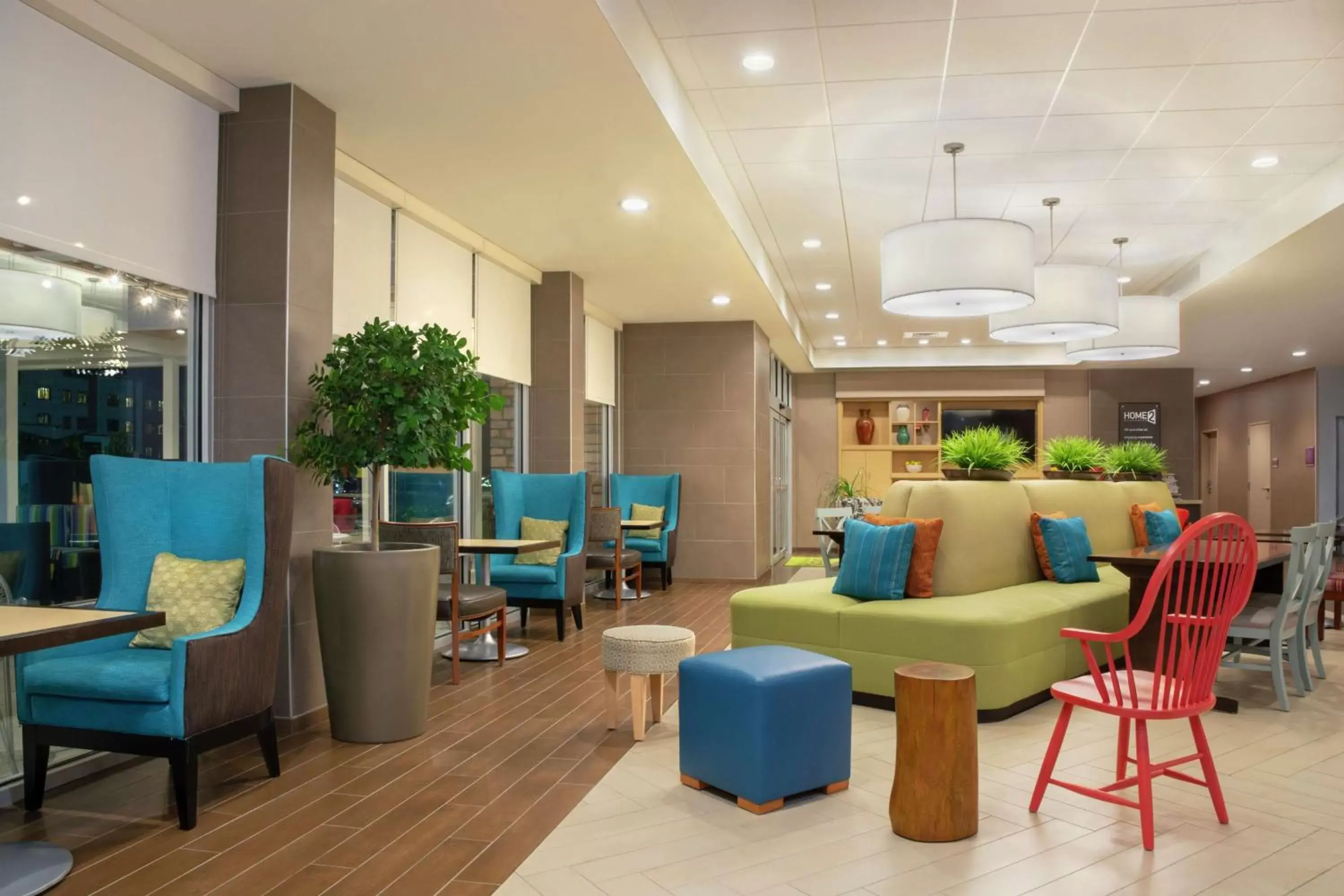 Lobby or reception, Lounge/Bar in Home2 Suites By Hilton Indianapolis Greenwood