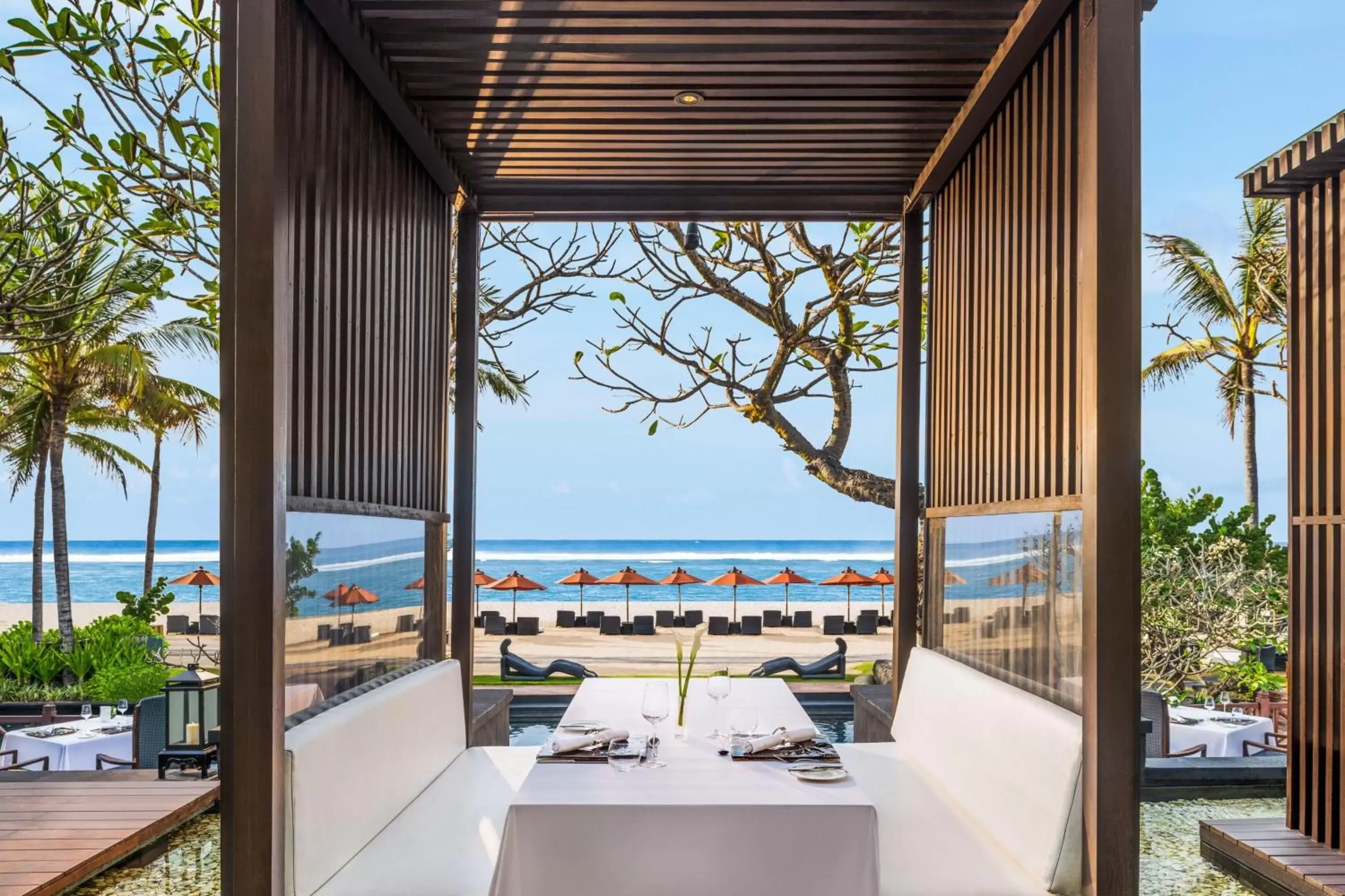 Restaurant/places to eat, Sea View in The St. Regis Bali Resort