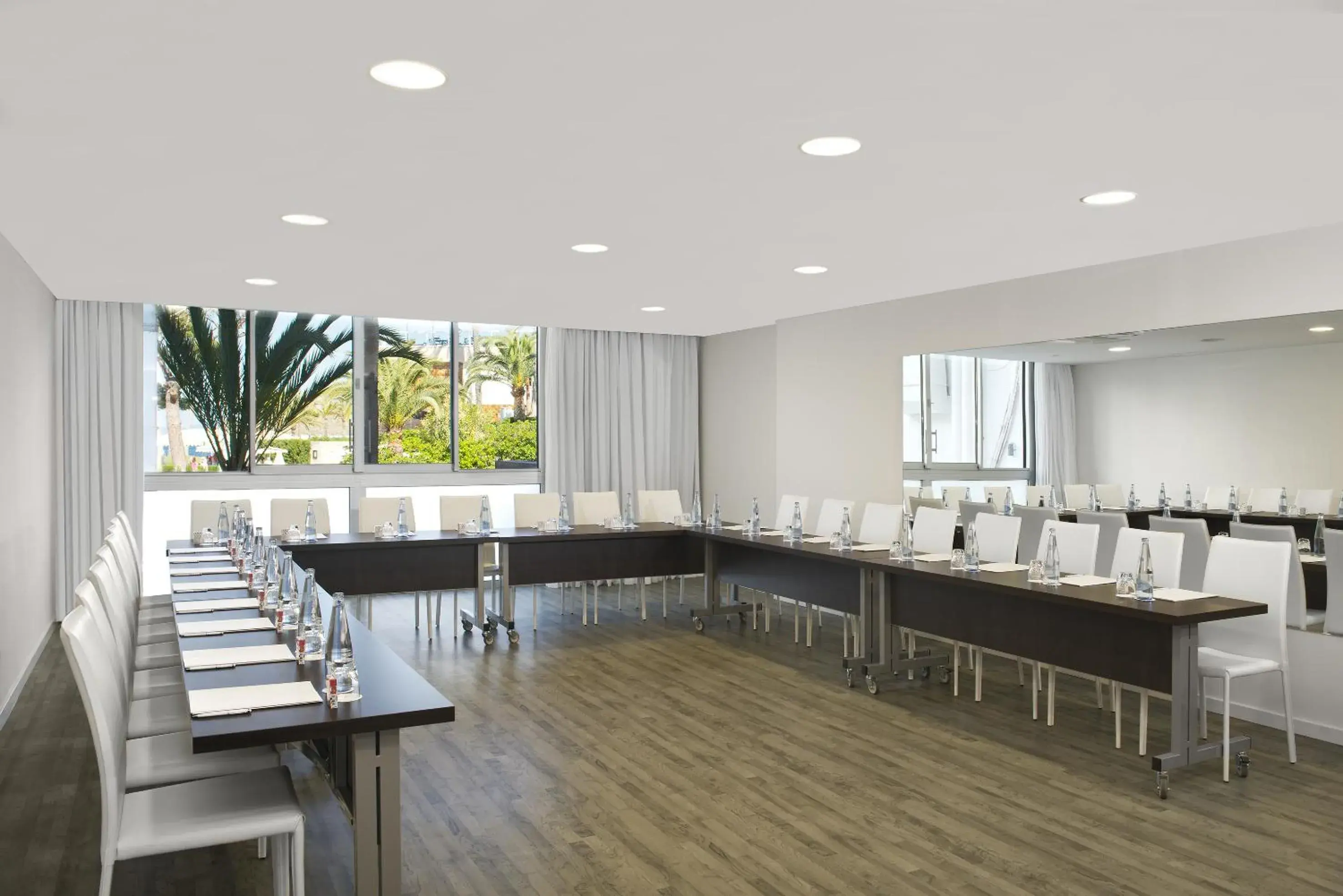 Meeting/conference room in Melia South Beach