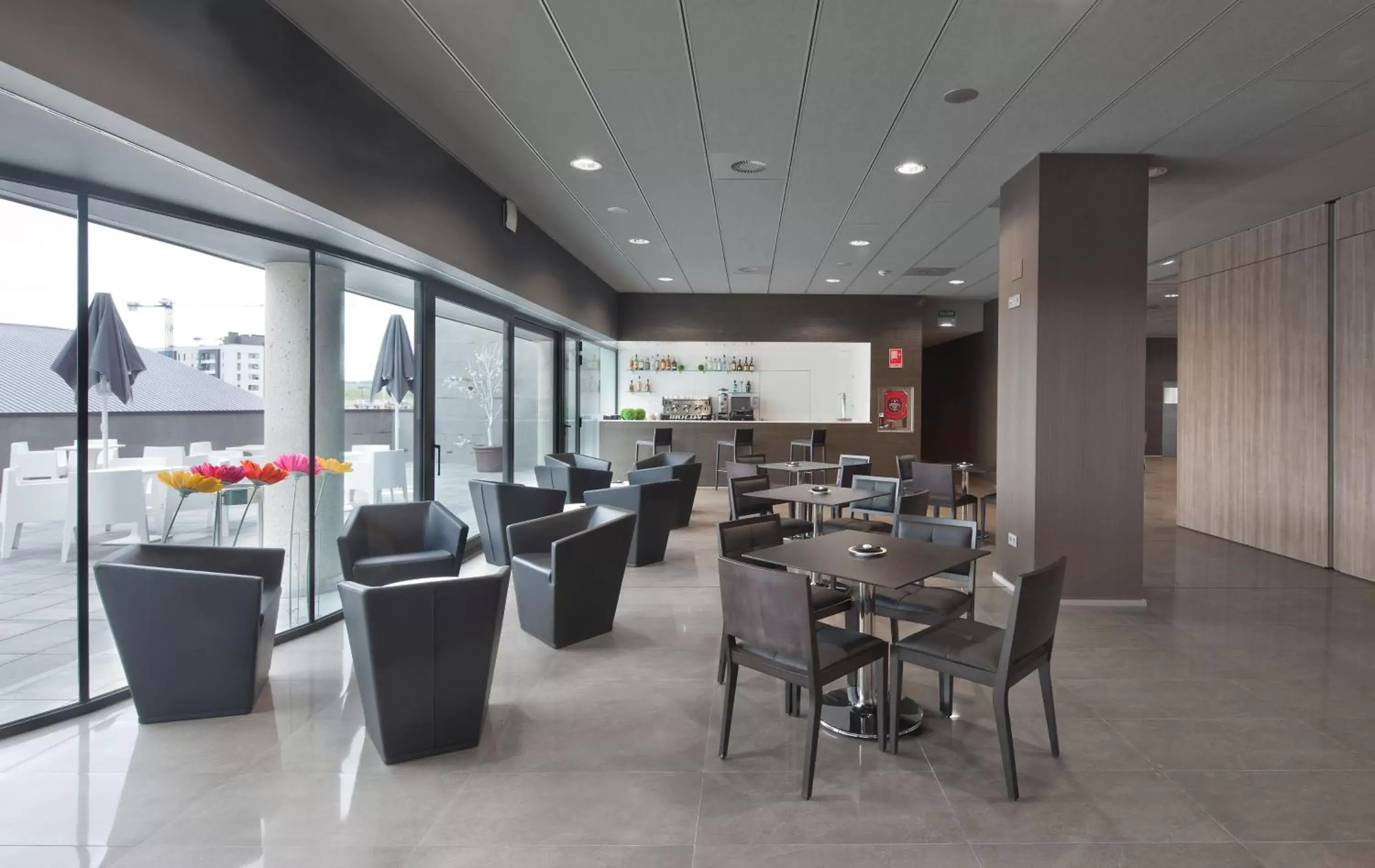 Lounge or bar in Sercotel Hola Tafalla Lounge or bar in Sercotel Hola Tafalla