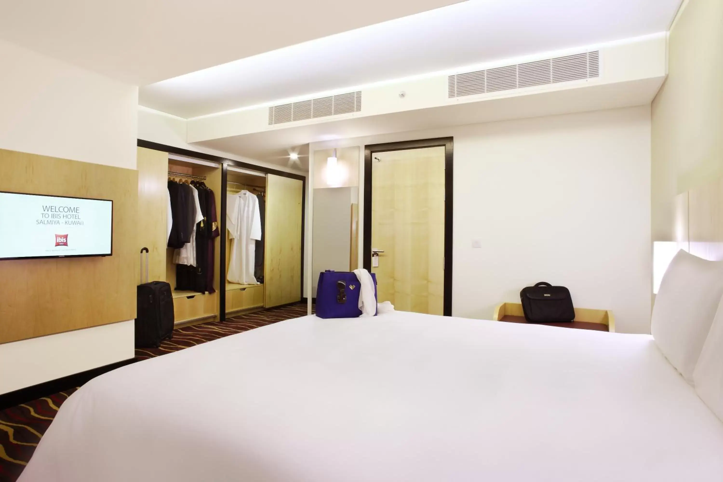 Bedroom in ibis Kuwait Salmiya