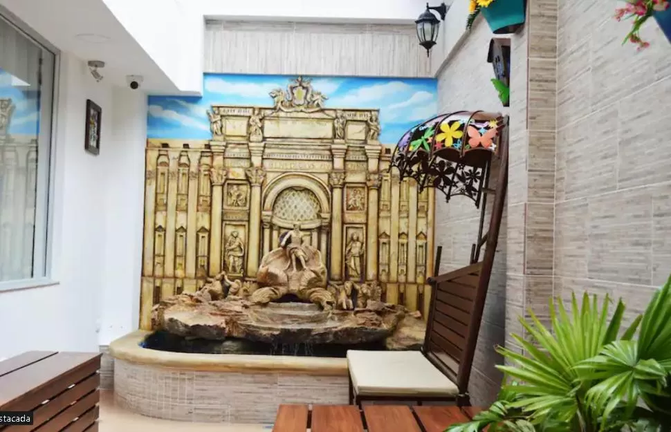 Living room in Hotel Bogota - Fontana Di Trevi by On Holidays