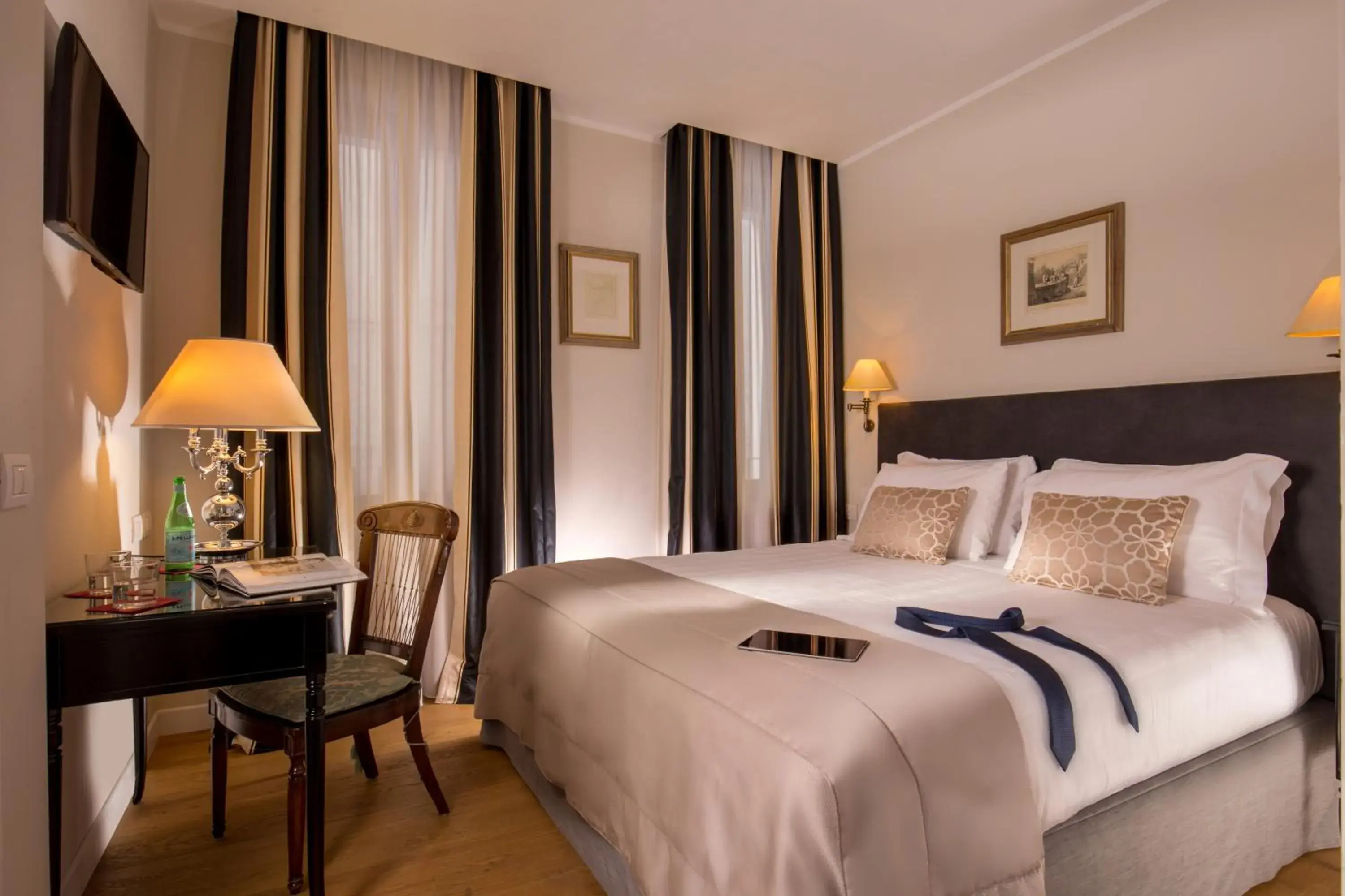 Bed in Monte Cenci Hotel
