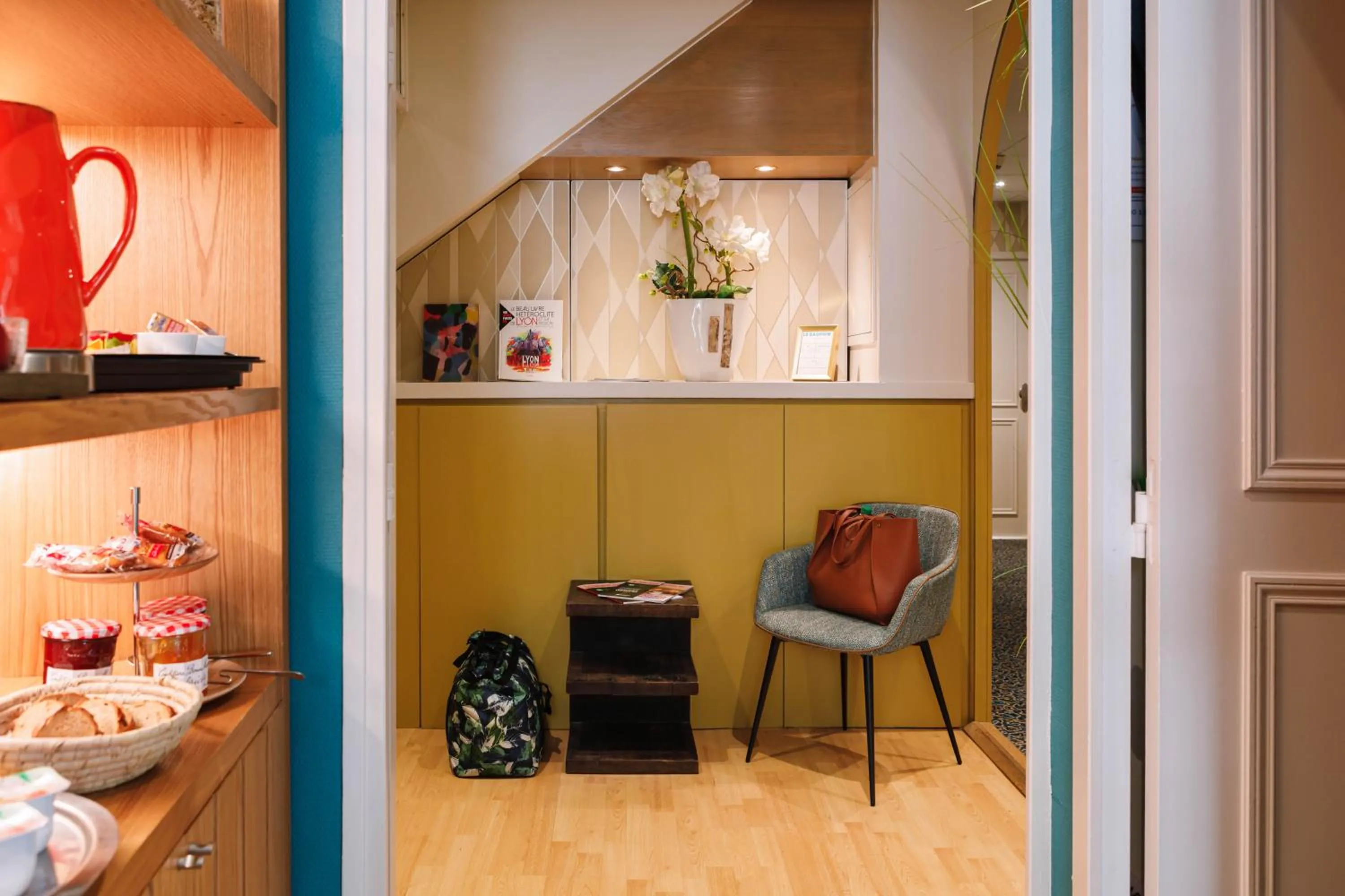 Lobby or reception in Hôtel du Dauphin