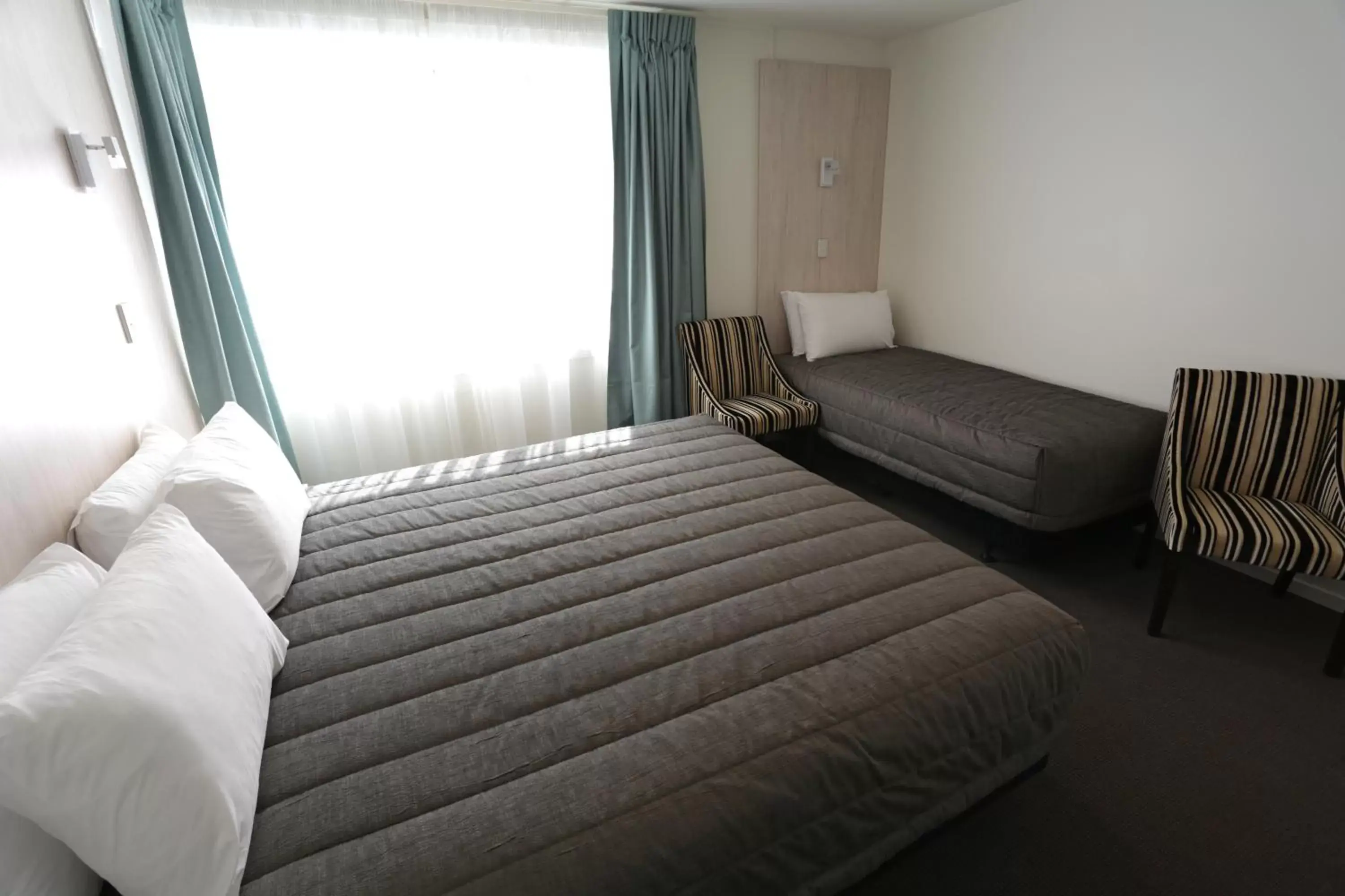 Bed in Beachfront Hotel Hokitika