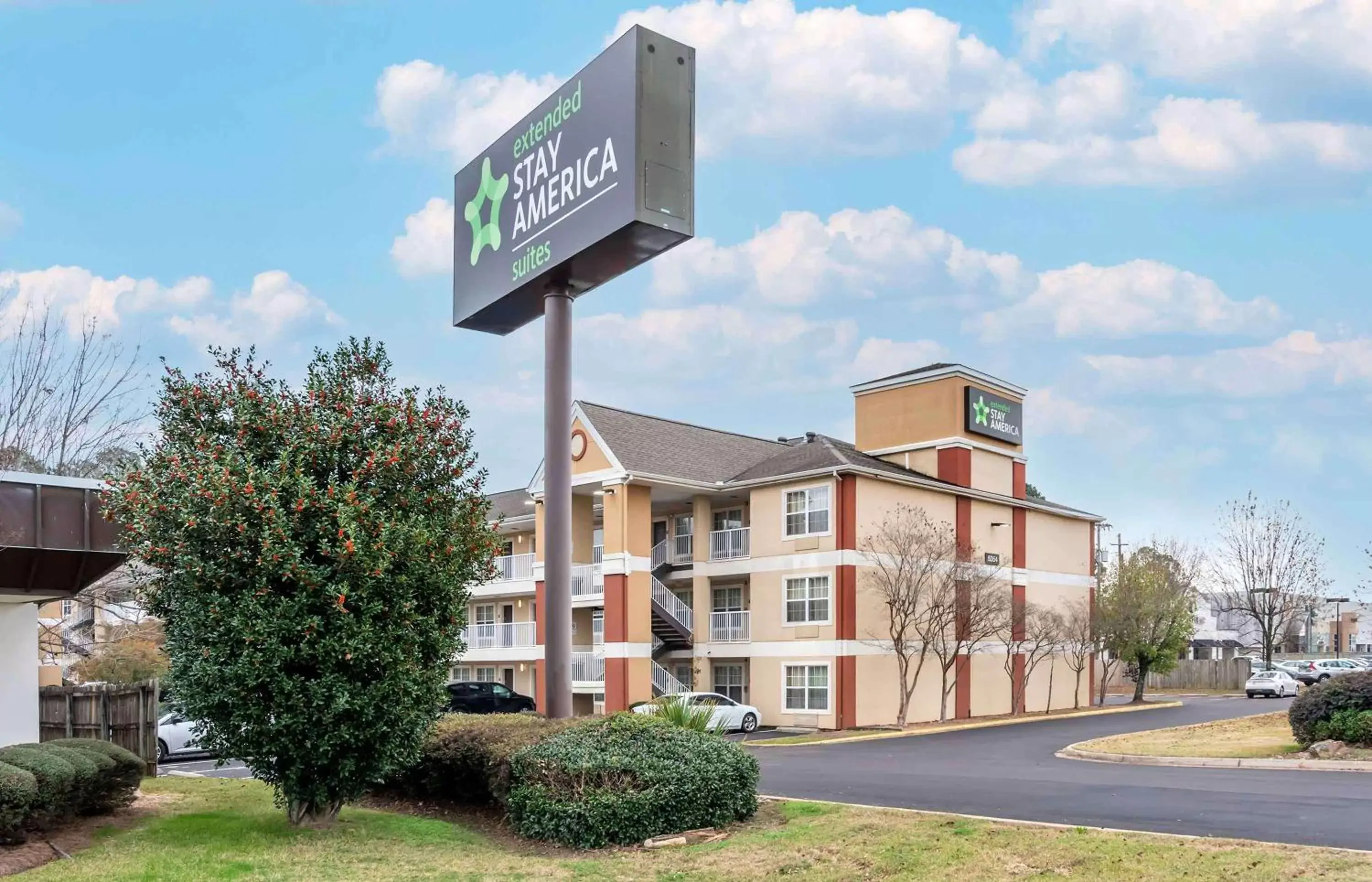 Property Building in Extended Stay America Suites - Jackson - North