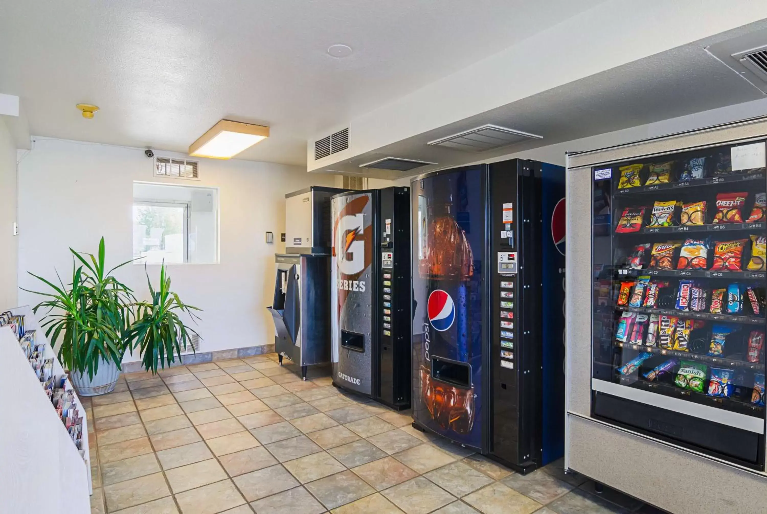 Library, Supermarket/Shops in Motel 6-Laramie, WY