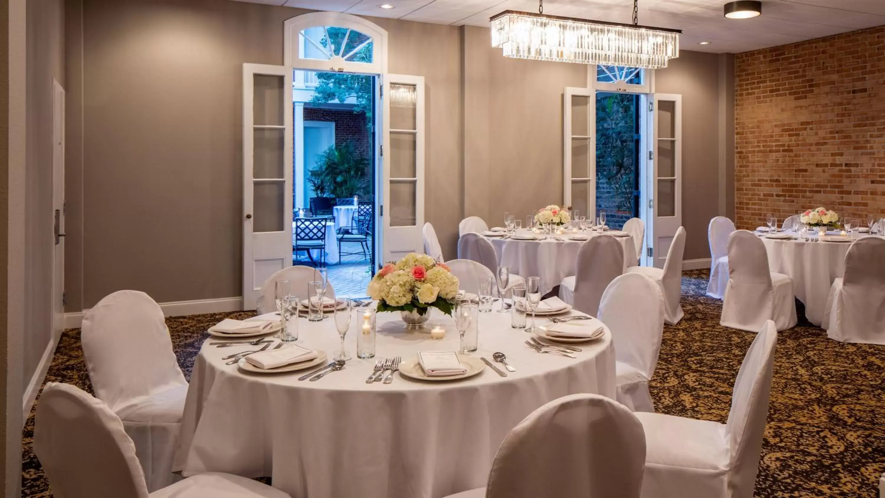 Meeting/conference room, Banquet Facilities in Holiday Inn Hotel French Quarter-Chateau Lemoyne, an IHG Hotel