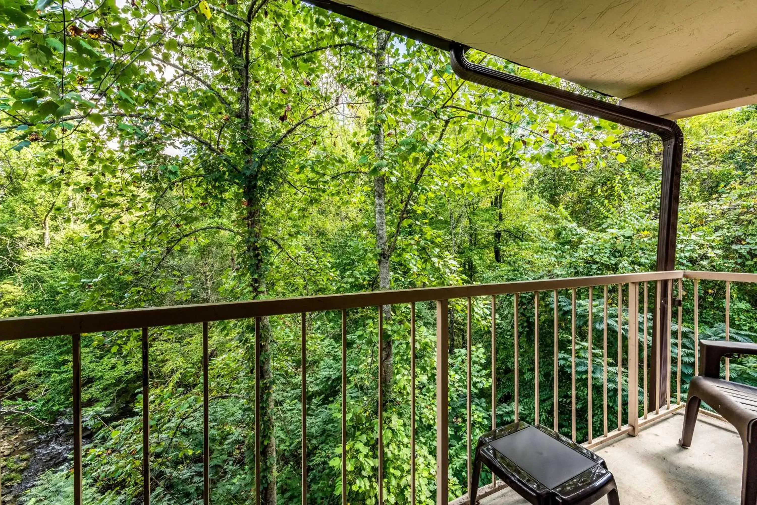 Property building, Balcony/Terrace in Motel 6-Gatlinburg, TN - Smoky Mountains