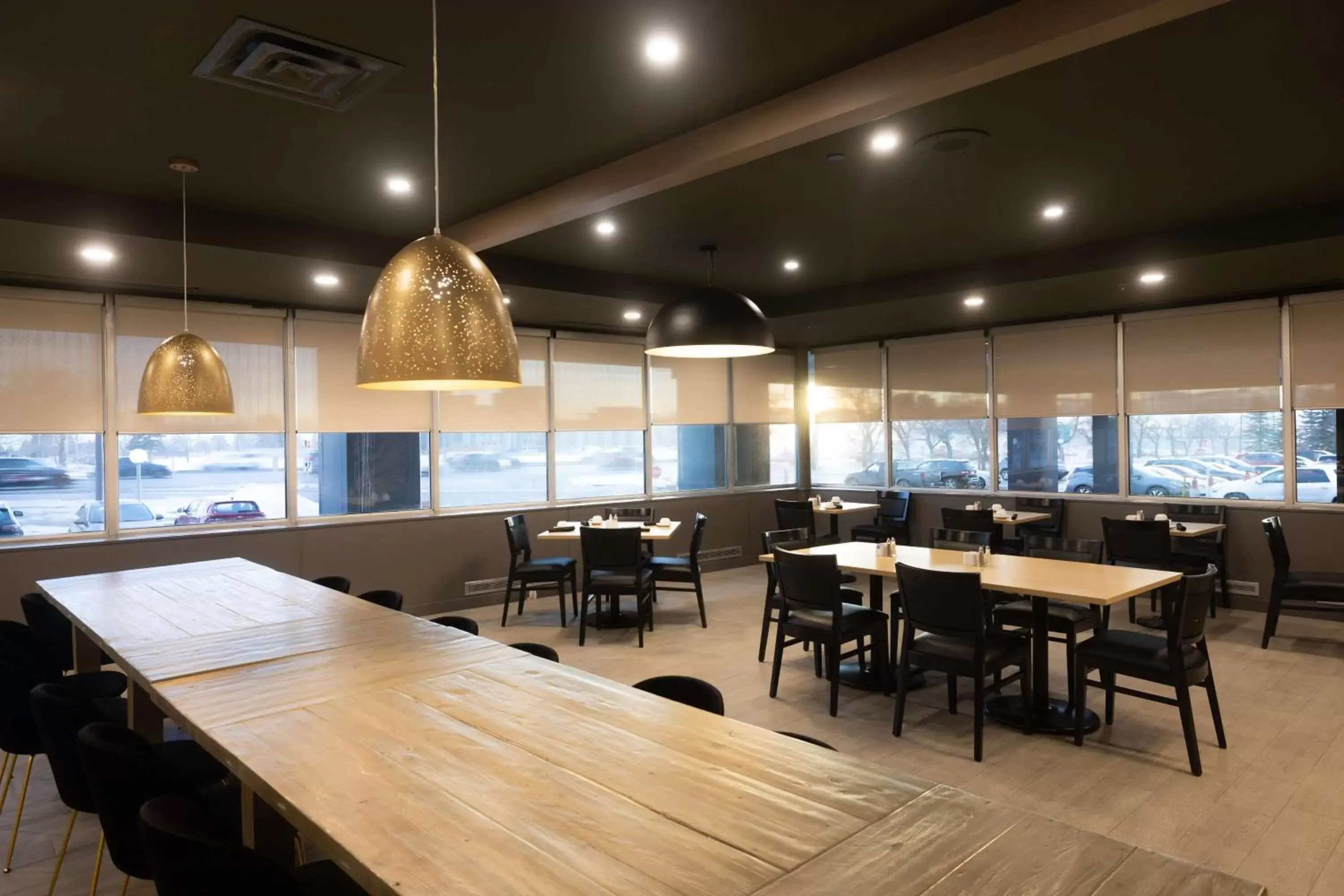 Restaurant/places to eat in DoubleTree by Hilton Calgary North Restaurant/places to eat in DoubleTree by Hilton Calgary North